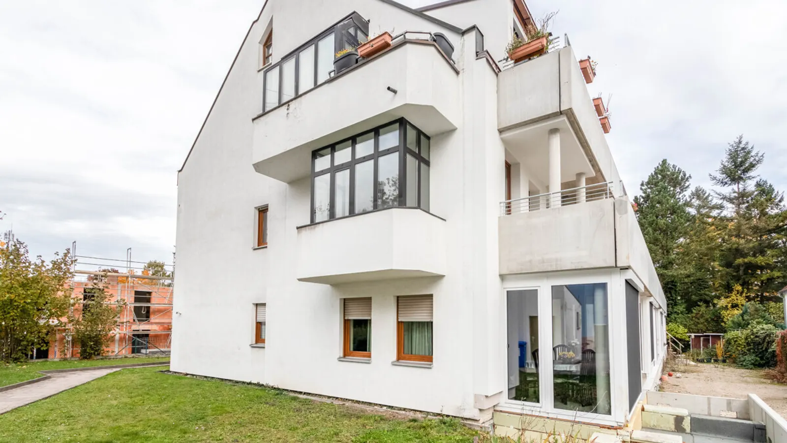 Renovierte, bezugsfertige 2-Zimmer-Wohnung im Ingolstädter Süden mit Loggia! - Bild 12