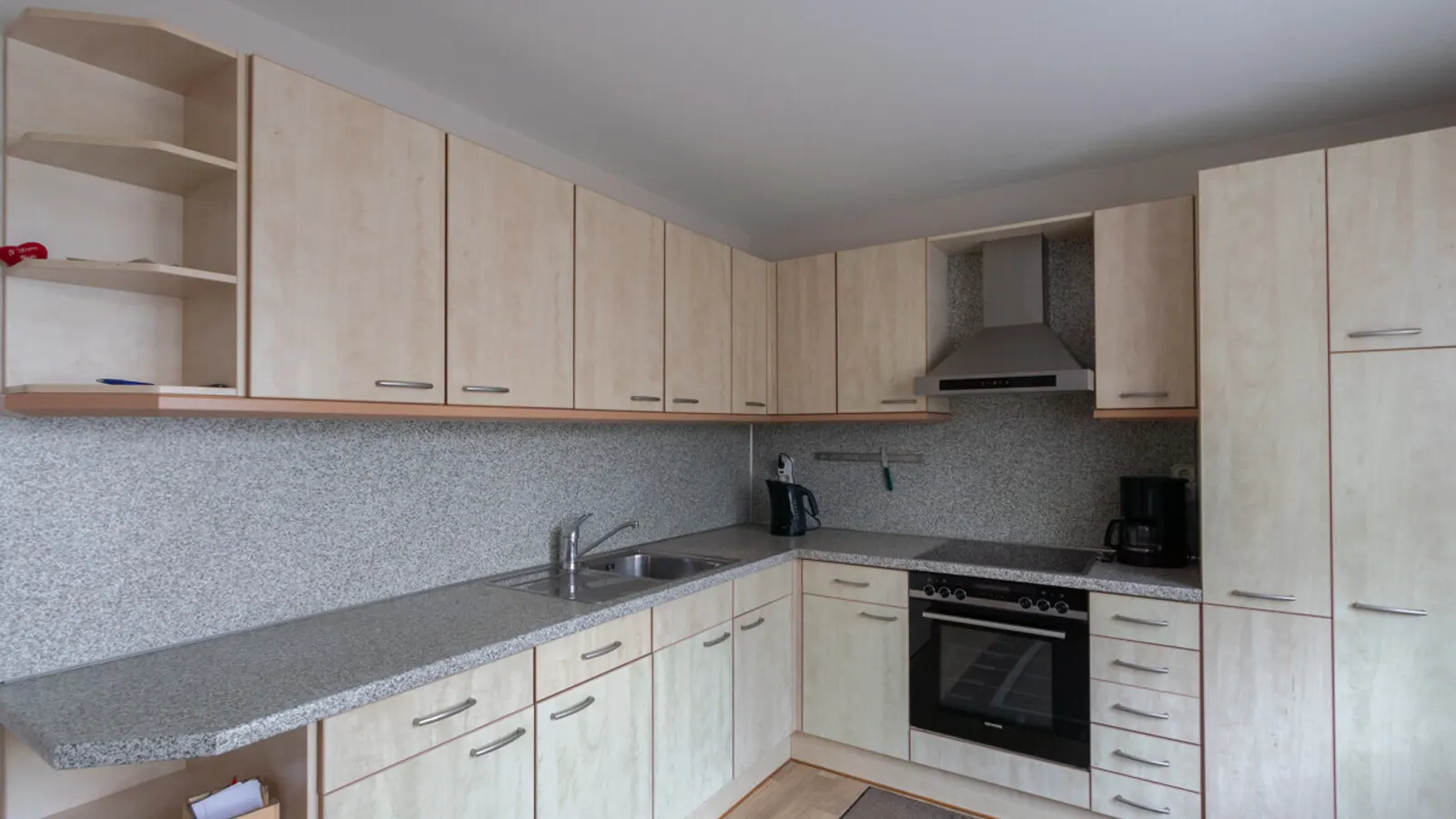 Gepflegtes Dreifamilienhaus in ruhiger Wohnlage von Oberstimm! - Bild 16