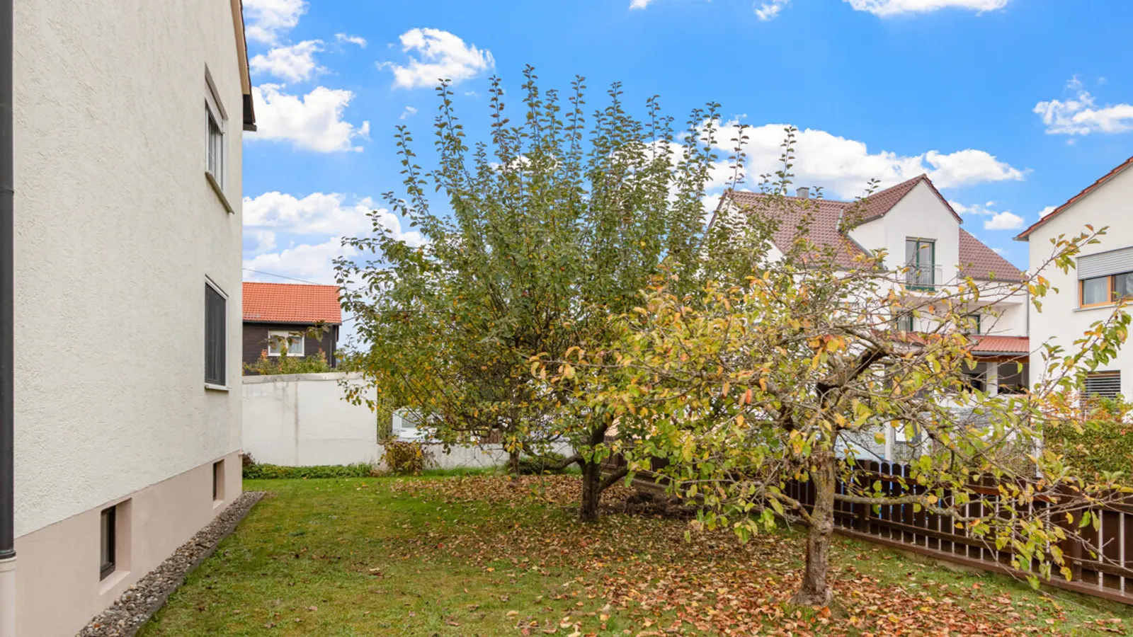 Gepflegtes Dreifamilienhaus in ruhiger Wohnlage von Oberstimm! - Bild 5