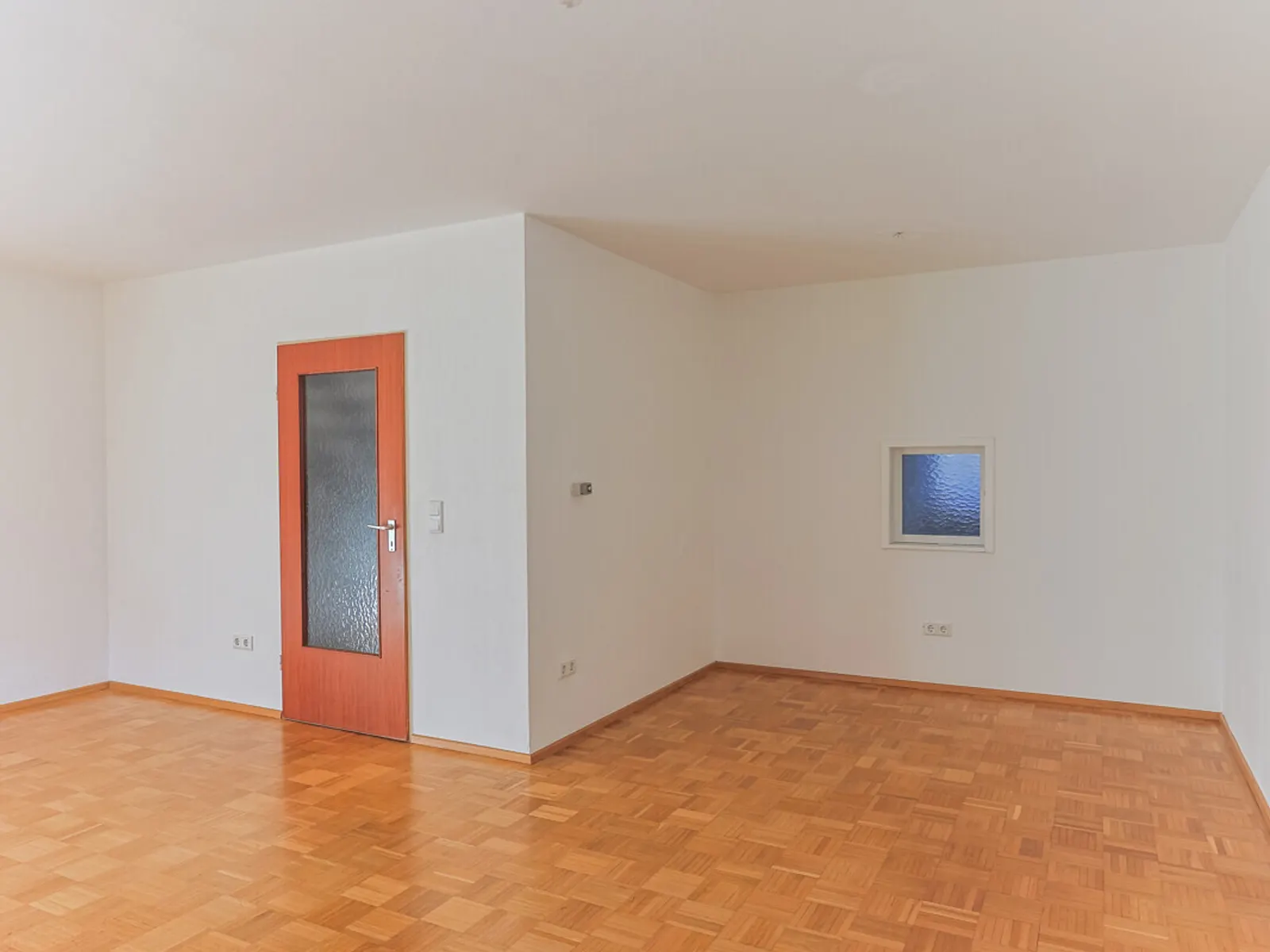 Charmantes Reihenmittelhaus mit viel Potenzial - Bild 5