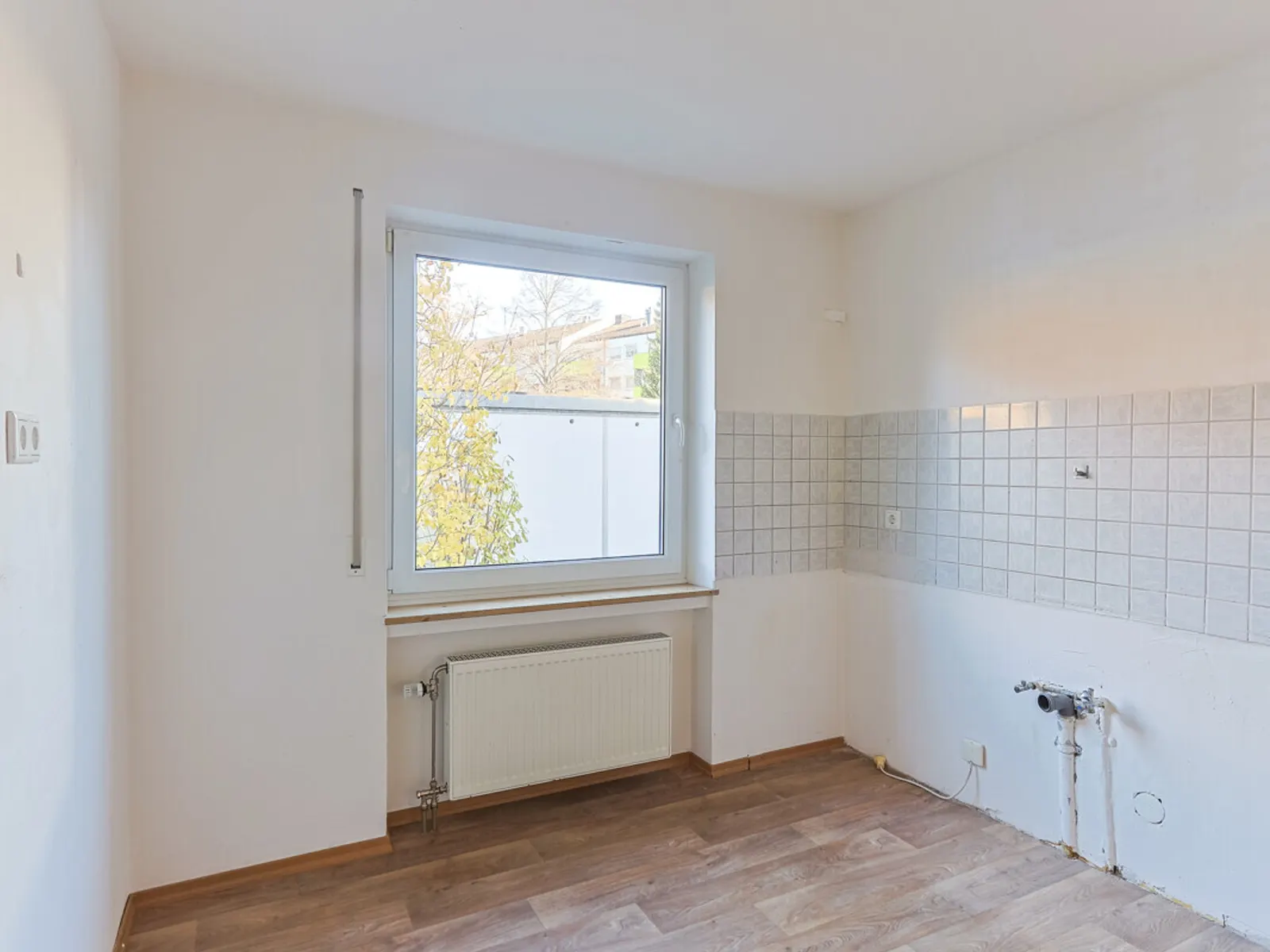 Charmantes Reihenmittelhaus mit viel Potenzial - Bild 6