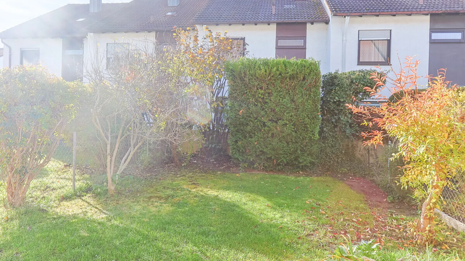 Charmantes Reihenmittelhaus mit viel Potenzial - Bild 7