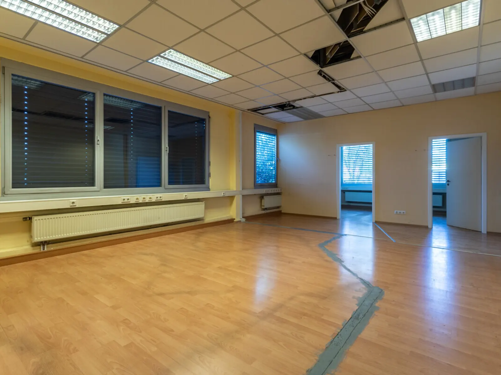 Großzügige Halle mit Büro in Autobahnnähe - Bild 3