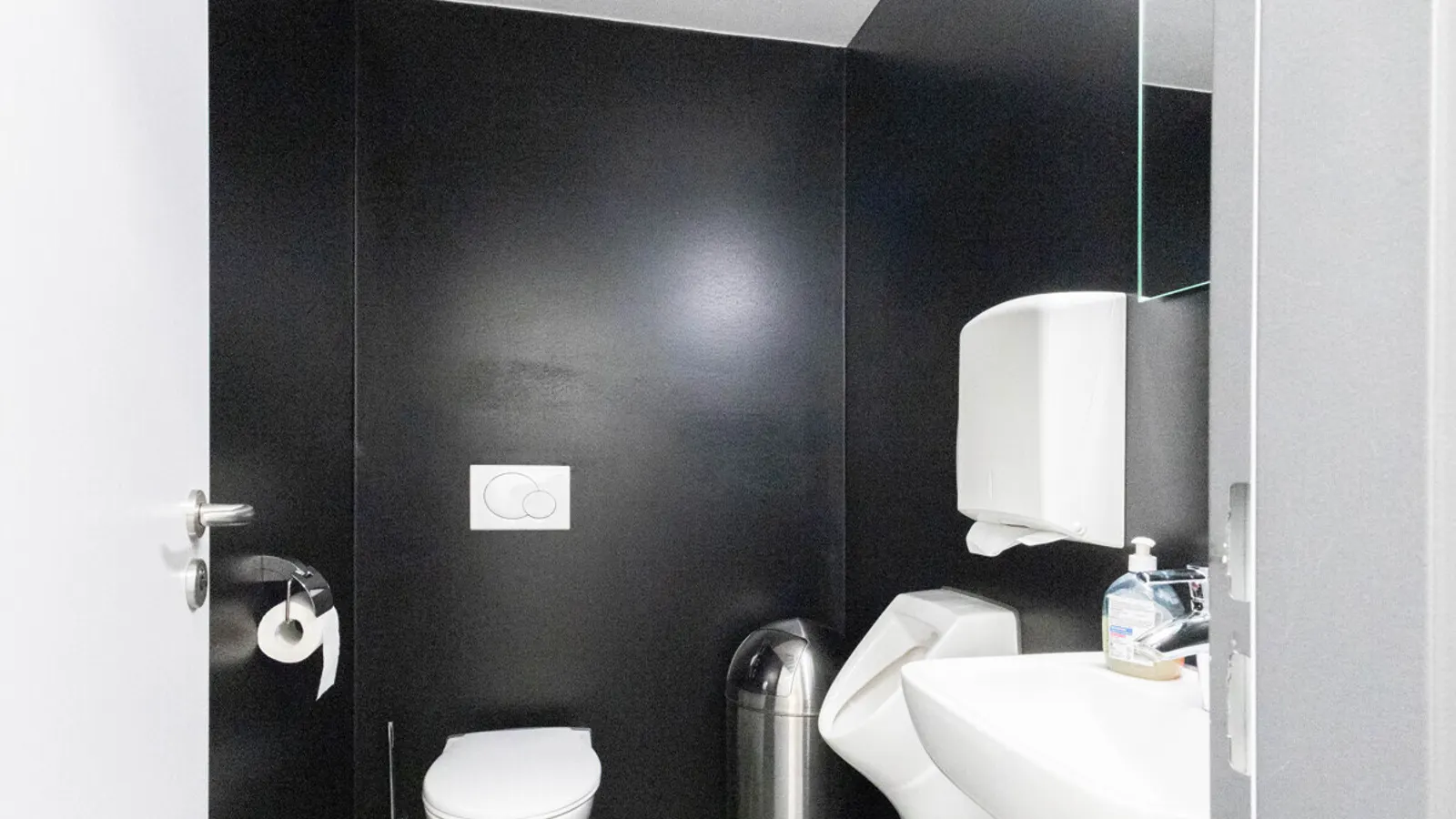 Moderne Büroräume in Ingolstadt Süd - Bild 15