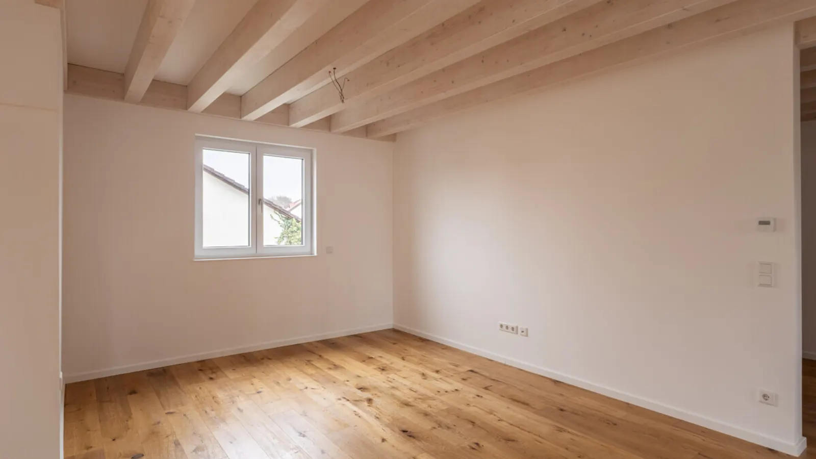 Großzügige Neubauwohnung im Obergeschoss mit großer Terrasse in Gaimersheim! - Bild 4