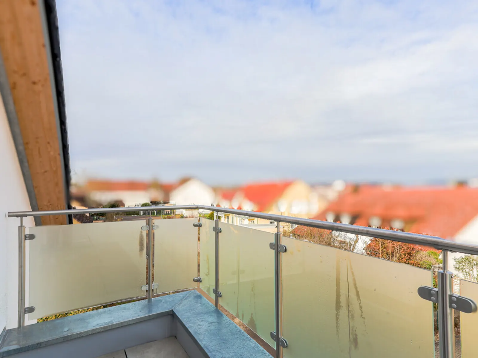 Gemütliche Neubau-Dachgeschosswohnung mit Dachterrasse in ruhiger Lage von Gaimersheim! - Bild 12
