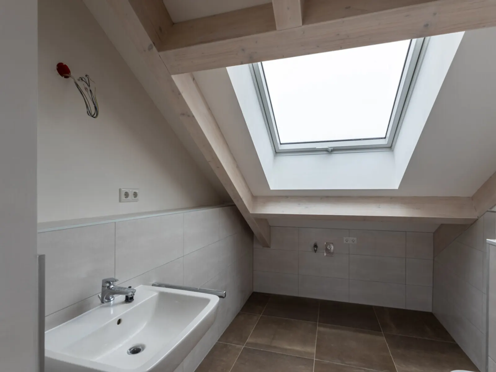 Gemütliche Neubau-Dachgeschosswohnung mit Dachterrasse in ruhiger Lage von Gaimersheim! - Bild 13