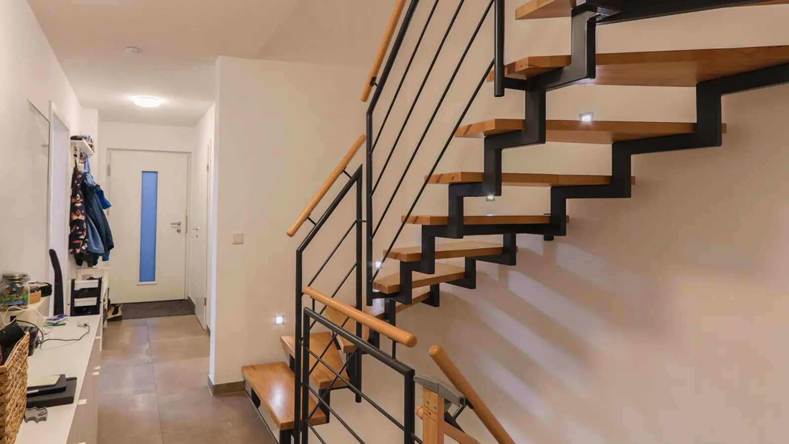 Neuwertige, gut durchdachte DHH - Bild 7