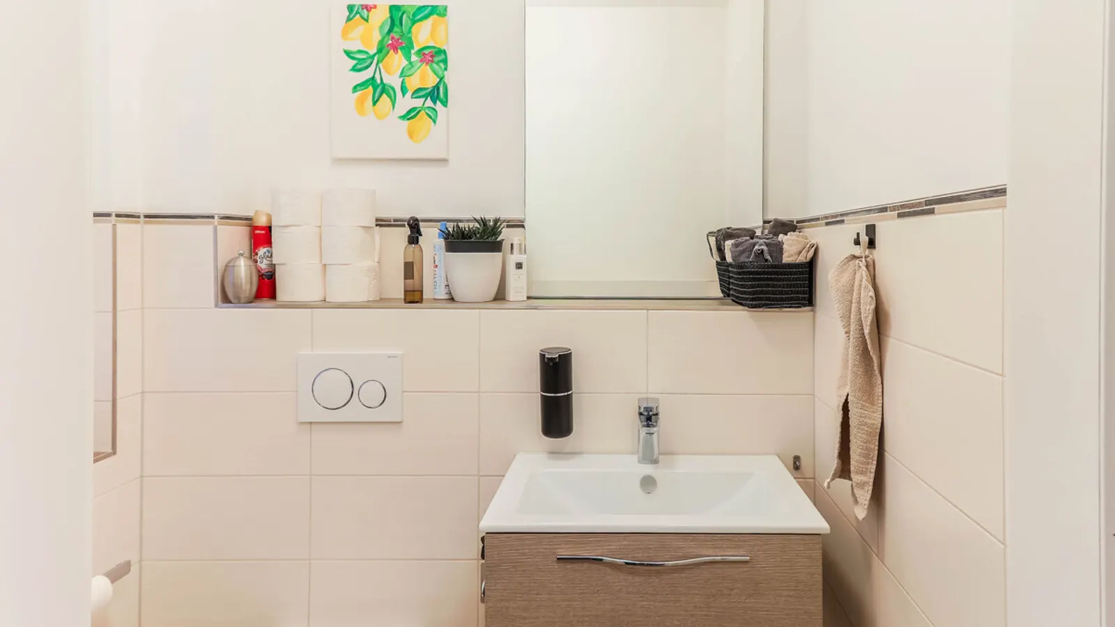 Neuwertige, gut durchdachte DHH - Bild 6