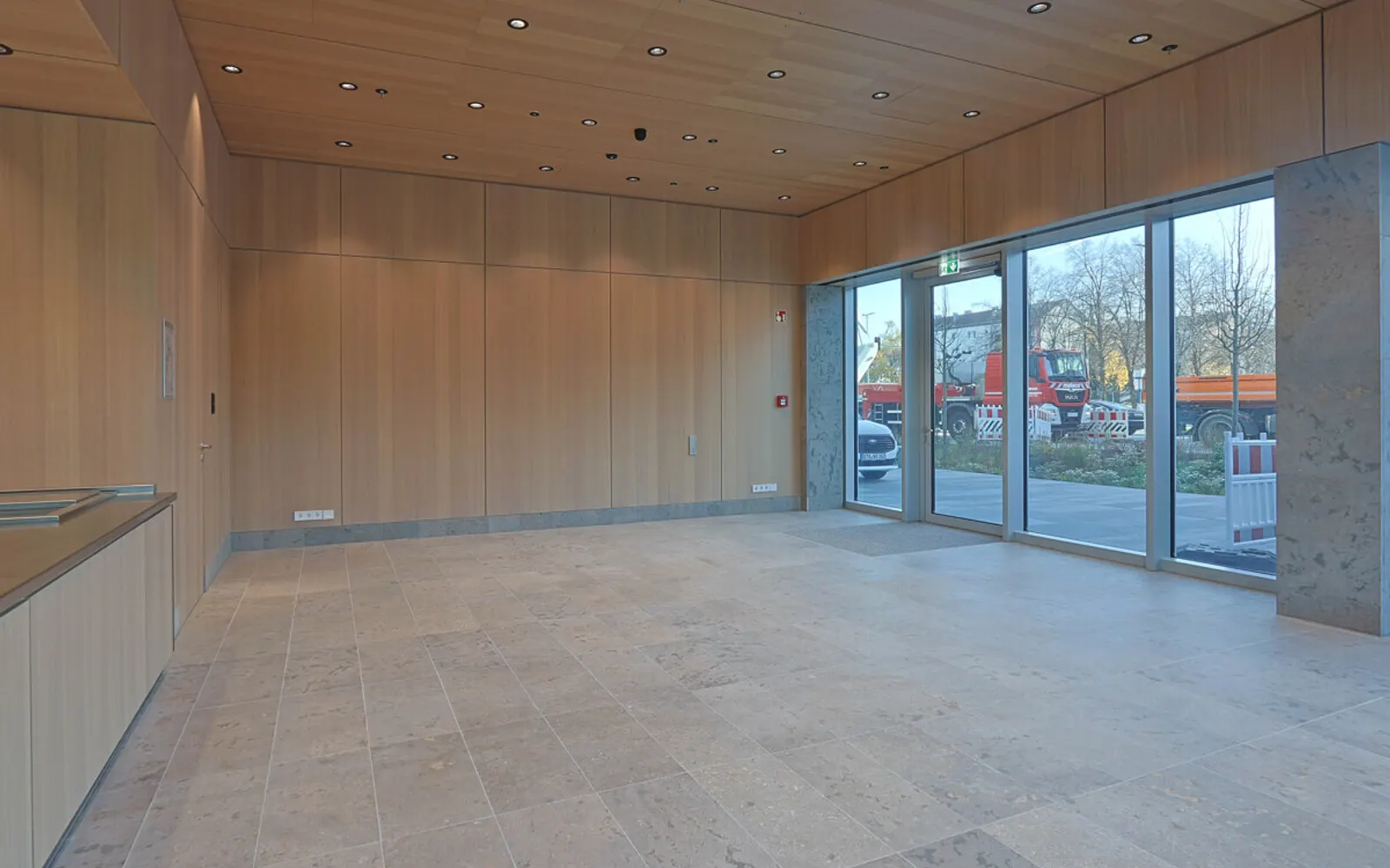 Café / Bistro im Donau Tower - Bild 2