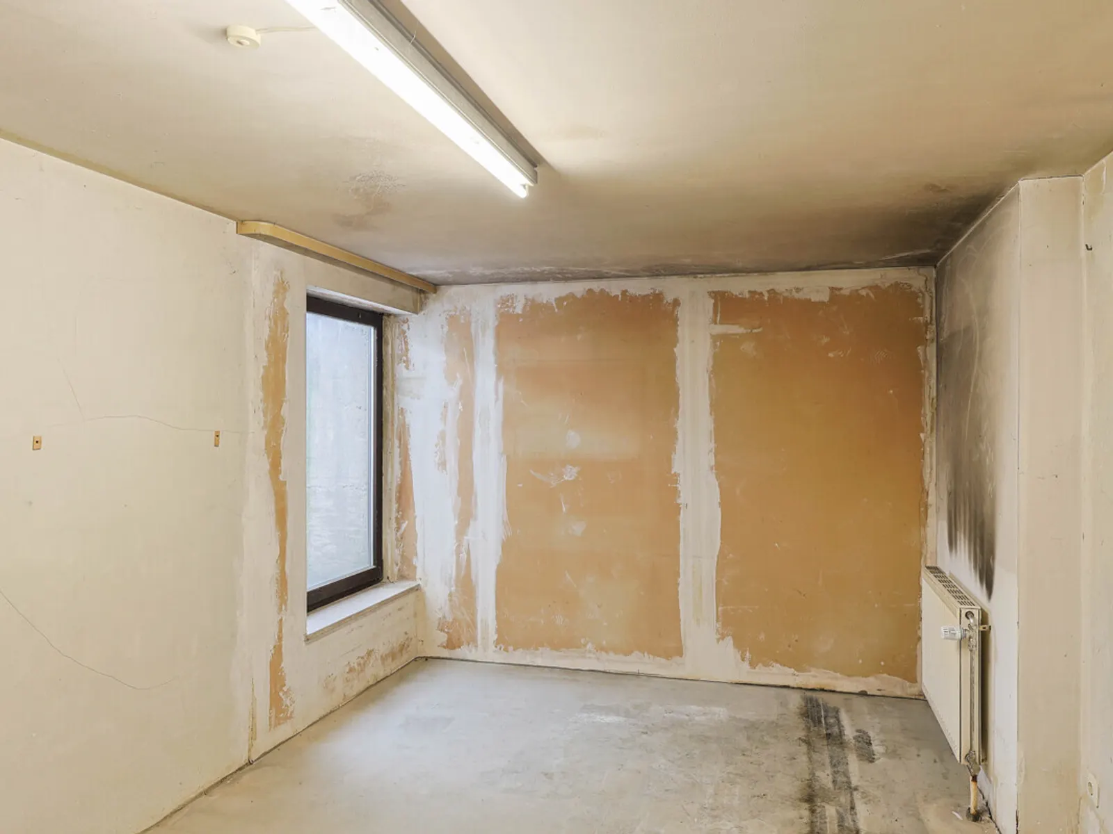 Handwerker gesucht - Reihenendhaus in Wettstetten mit großem Entwicklungspotenzial! - Bild 24