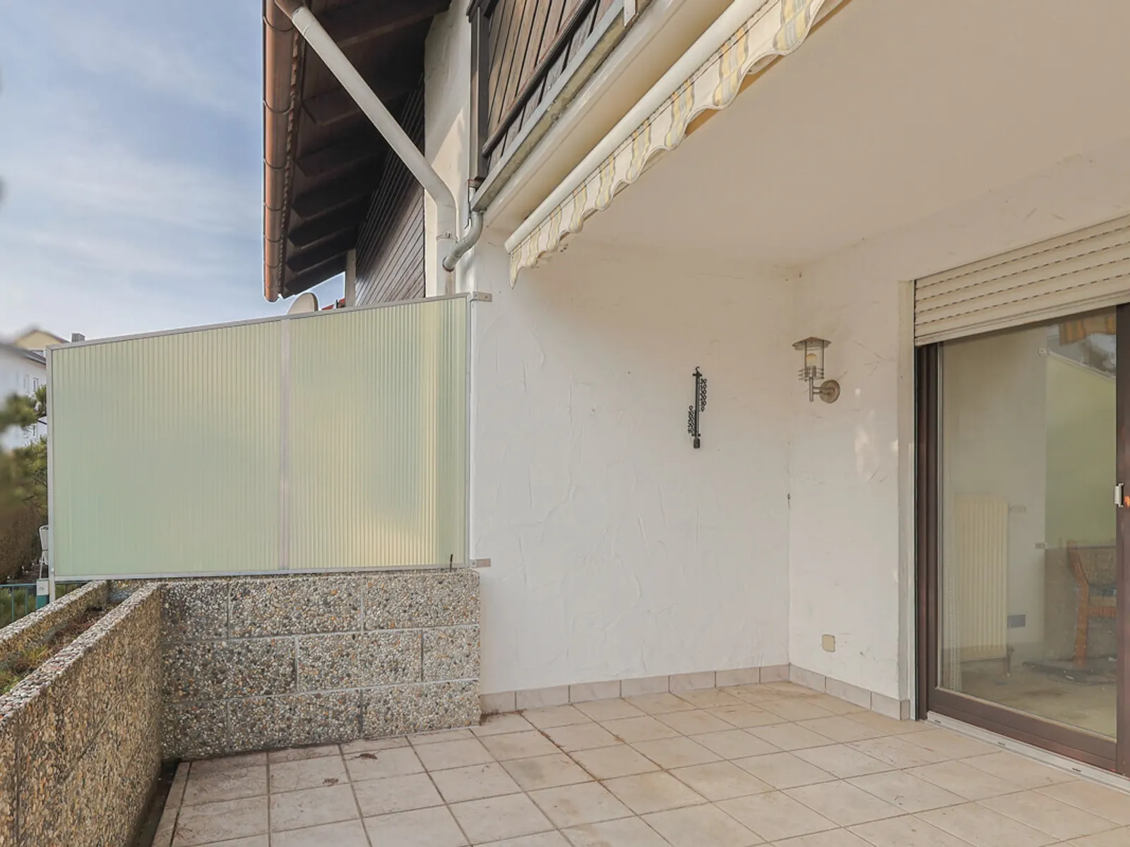 Handwerker gesucht - Reihenendhaus in Wettstetten mit großem Entwicklungspotenzial! - Bild 3