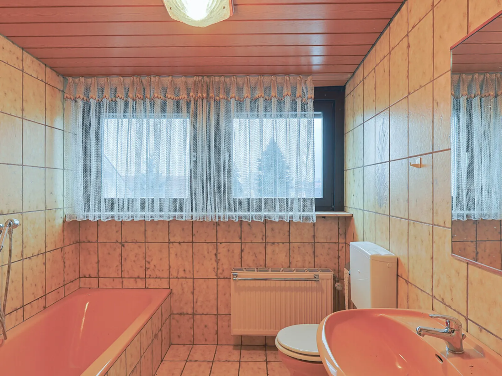 Handwerker gesucht - Reihenendhaus in Wettstetten mit großem Entwicklungspotenzial! - Bild 13