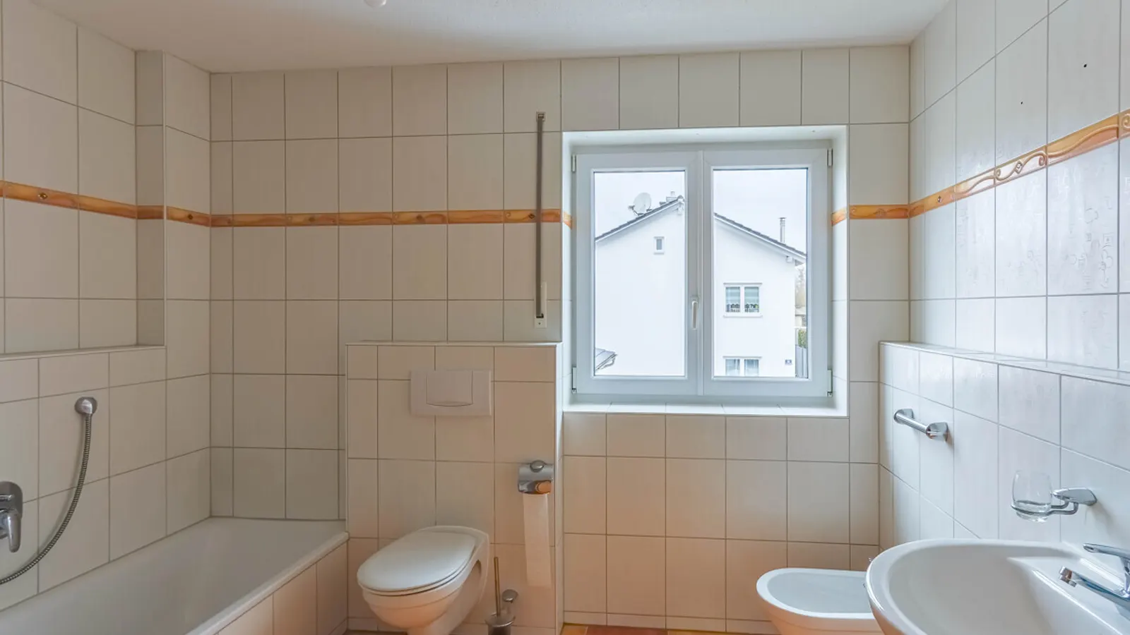 Gepflegte Doppelhaushälfte mit großem Garten in Mailing - Bild 9