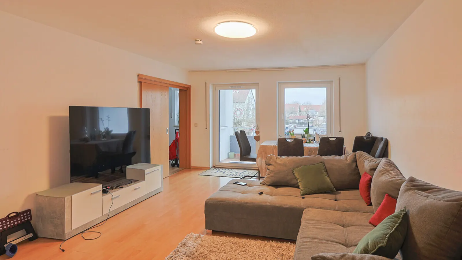 Tolle 3-Zimmer-Wohnung mit Balkon nahe Klinikum - Bild 2