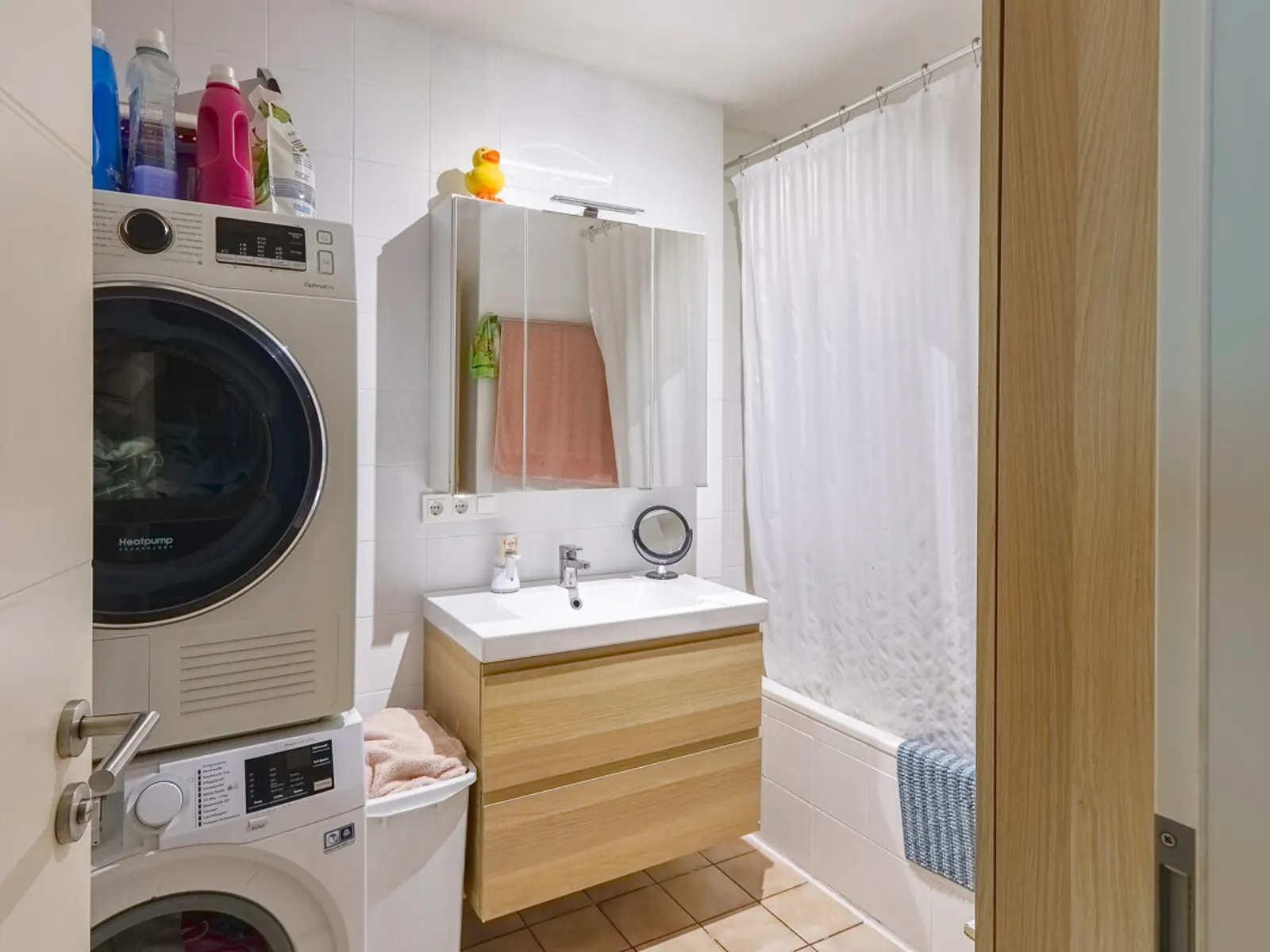 Helle 3-Zimmer-Wohnung mit Südbalkon in Friedrichshofen - Bild 5