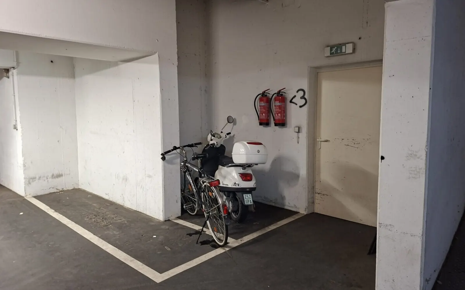 Motorrad-Tiefgaragenstellplatz - Bild 3