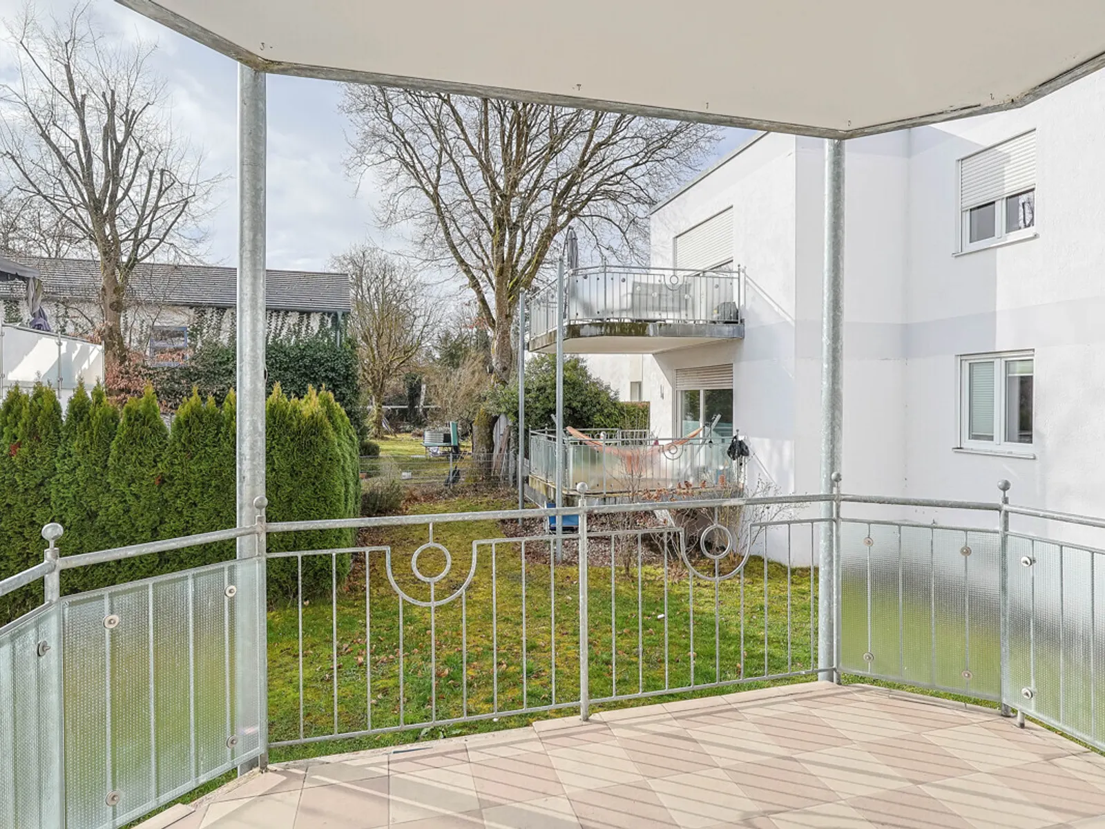 Hochparterre: Gut geschnittene 3-Zimmer-Wohnung im Westviertel - Bild 1