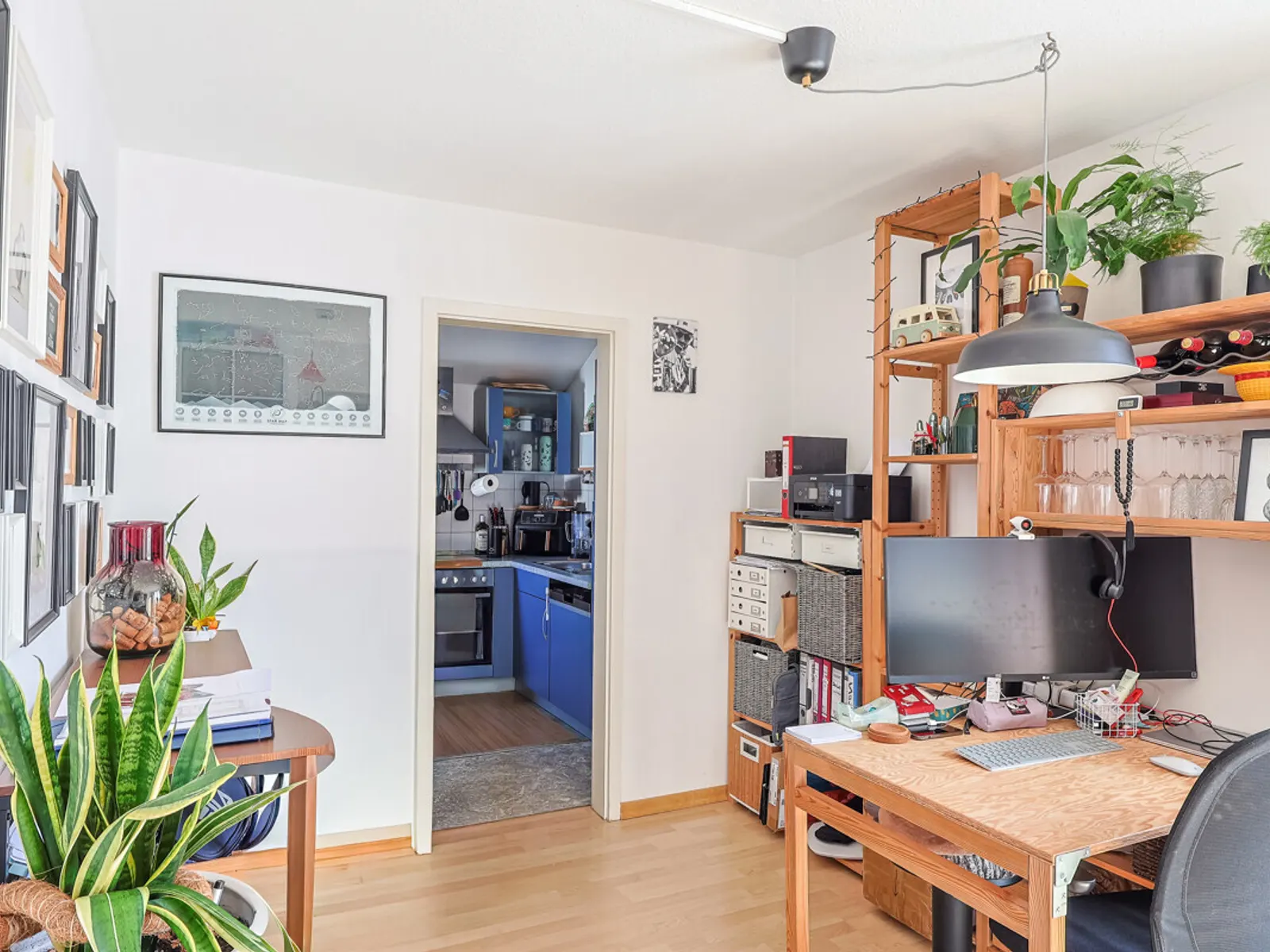 Lichtdurchflutete 2,5-Zimmer mit zwei Balkonen - Bild 5