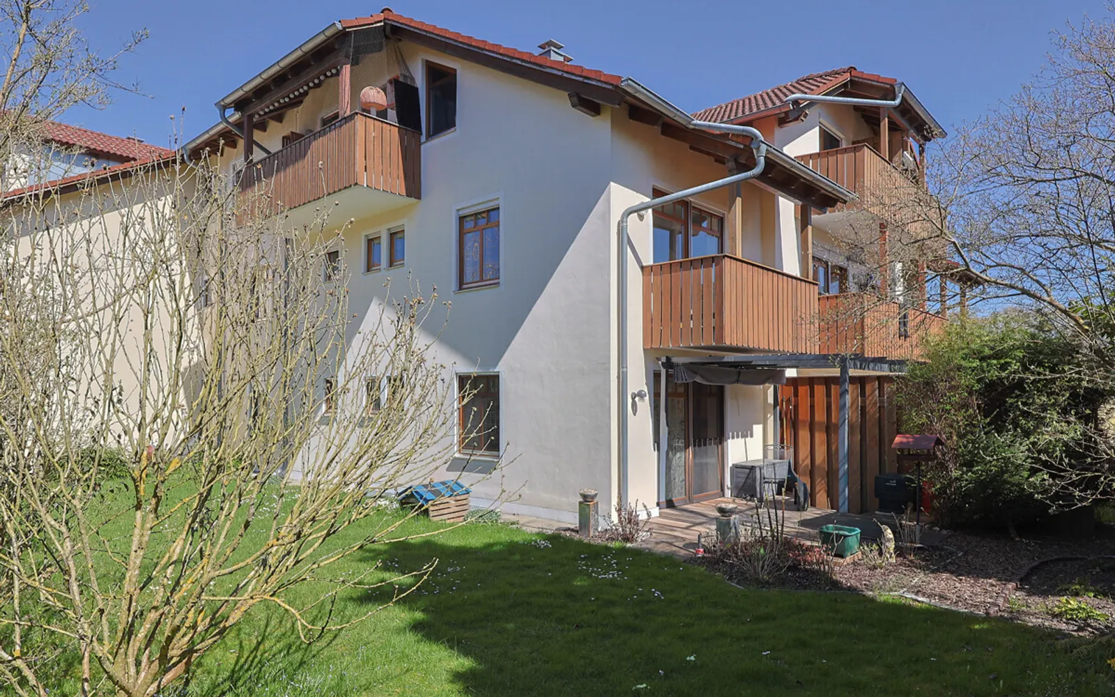 Charmante, lichtdurchflutete 2-Zimmer-Wohnung in Bestlage im Ingolstädter Westen - Bild 1