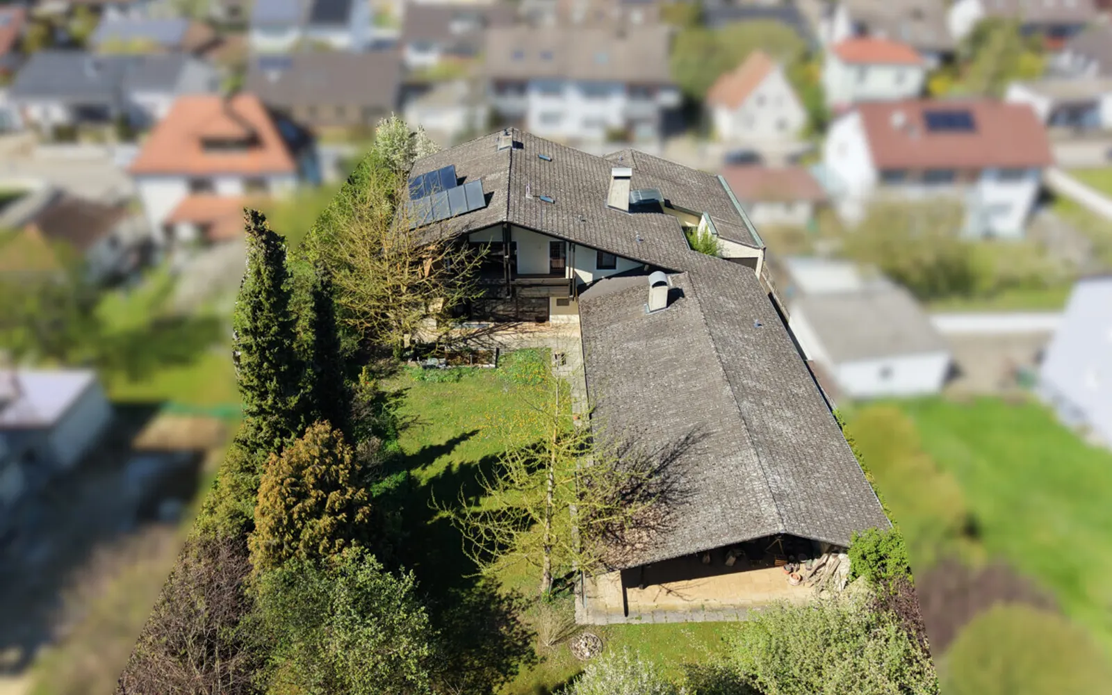 Seltene Gelegenheit: Exklusive Villa mit Indoor-Pool und weitläufigem Grundstück in Gaimersheim - Bild 3