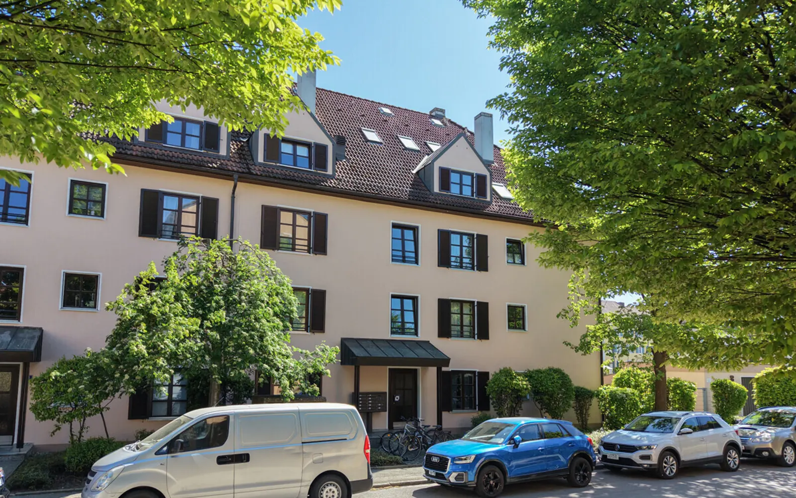 3,5-Zimmer-Maisonette-Wohnung mit Balkon und Tiefgarage in Ingolstadt-Nord! - Bild 2