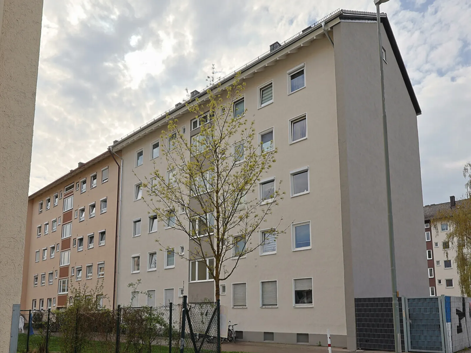 4-Zimmer-Wohnung mit viel Gestaltungsspielraum im Augustinviertel - Bild 10