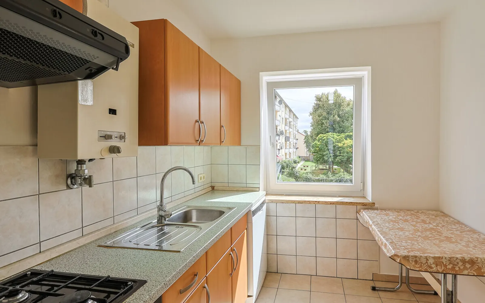 4-Zimmer-Wohnung mit viel Gestaltungsspielraum im Augustinviertel - Bild 8
