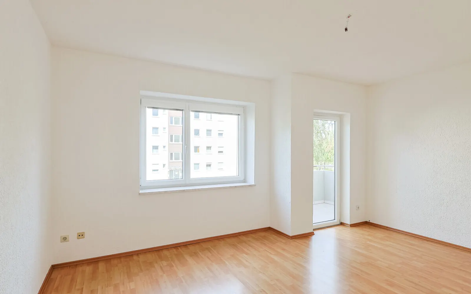 4-Zimmer-Wohnung mit viel Gestaltungsspielraum im Augustinviertel - Bild 2