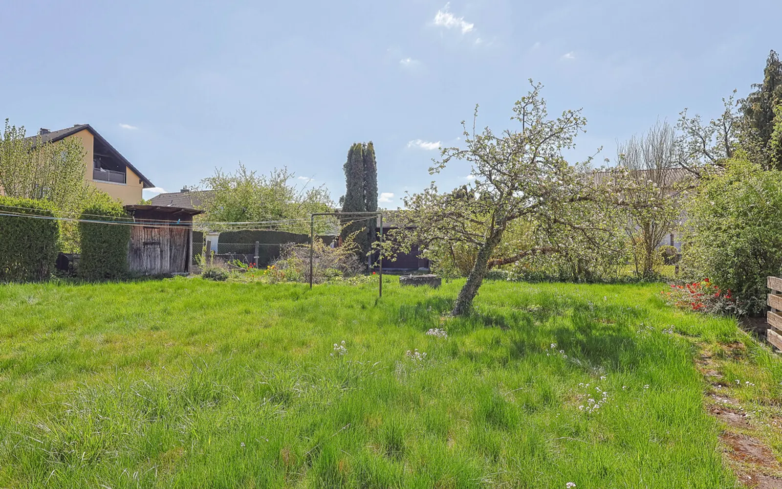 Einzigartiges Baugrundstück mit Altbestand in Haunwöhr - Bestlage - Bild 1