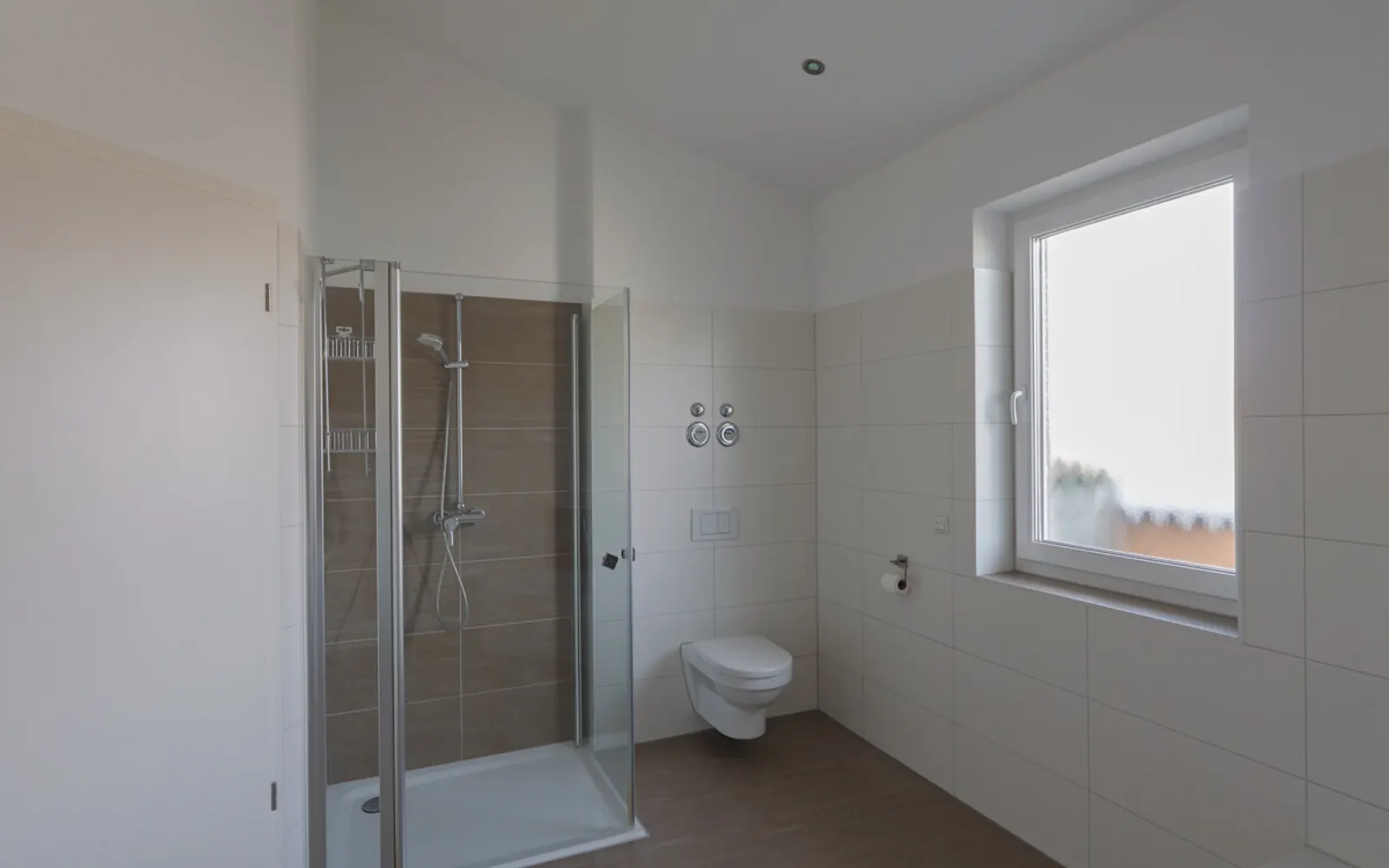 Hochwertige Penthouse-Wohnung mit weitläufiger Dachterrasse in Ingolstadt-Hollerstauden! - Bild 11