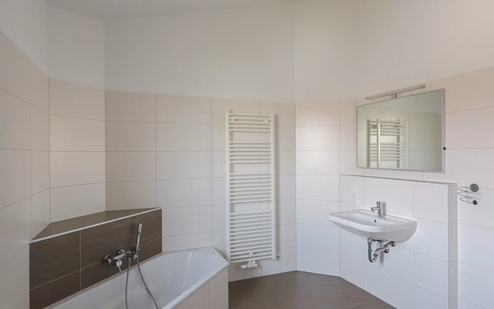 Hochwertige Penthouse-Wohnung mit weitläufiger Dachterrasse in Ingolstadt-Hollerstauden! - Bild 12
