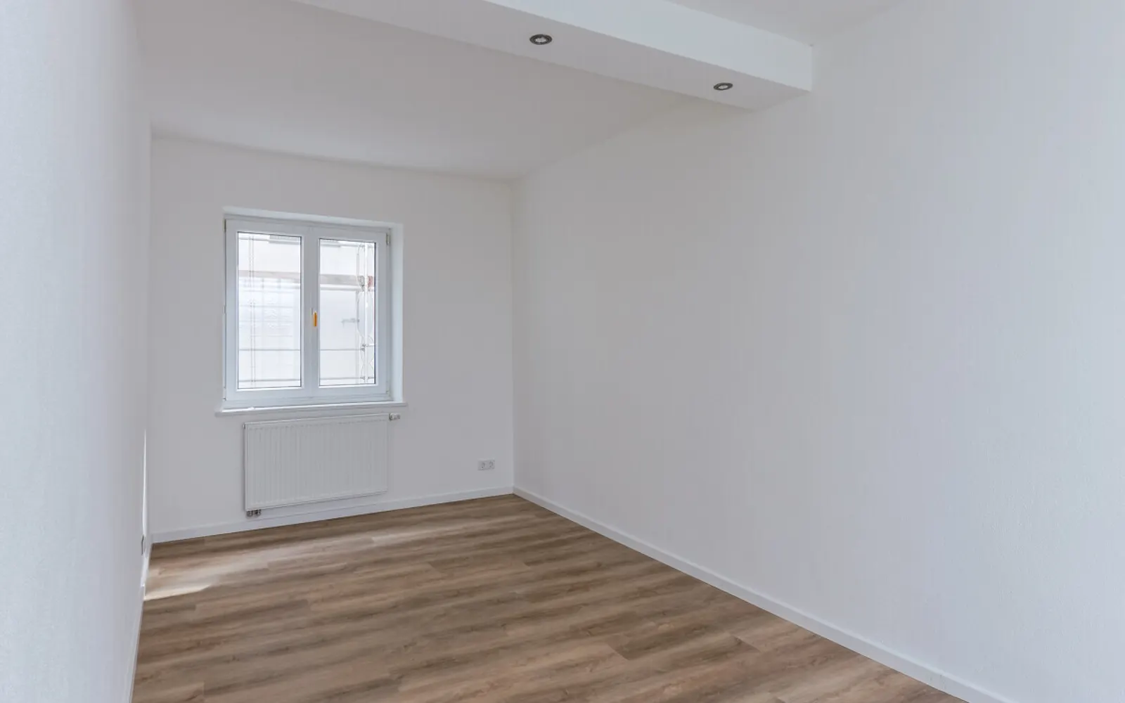 Kuschelige 3 Zimmer unweit der Fußgängerzone - Erstbezug nach Sanierung! - Bild 2