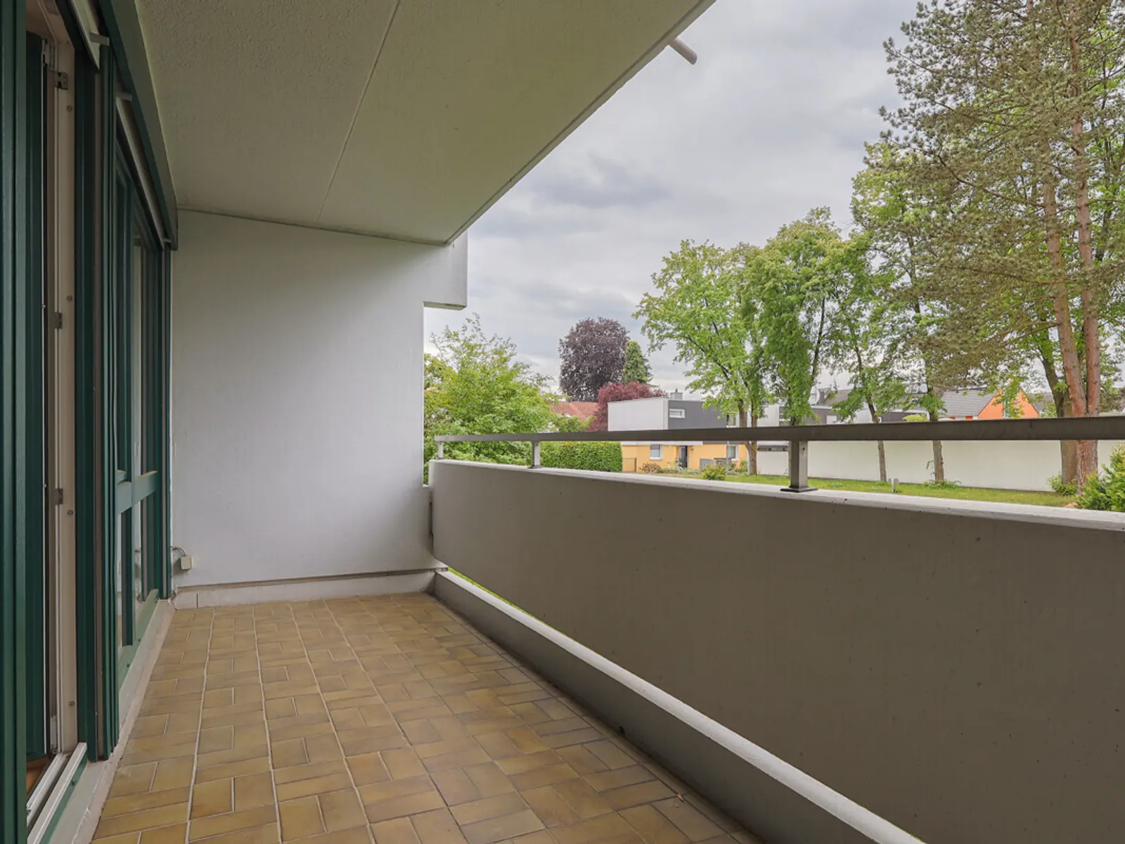 Wohnen mit Urlaubsflair: 3-Zimmer-Wohnung in Ingolstadt mit Gemeinschaftspool - Bild 10