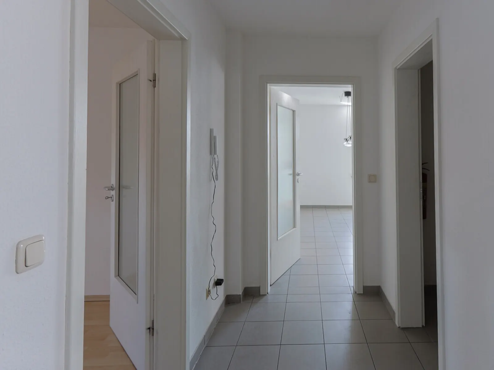 Stilvolle 3-Zimmer-Wohnung mit Wohlfühlcharakter - Bild 7