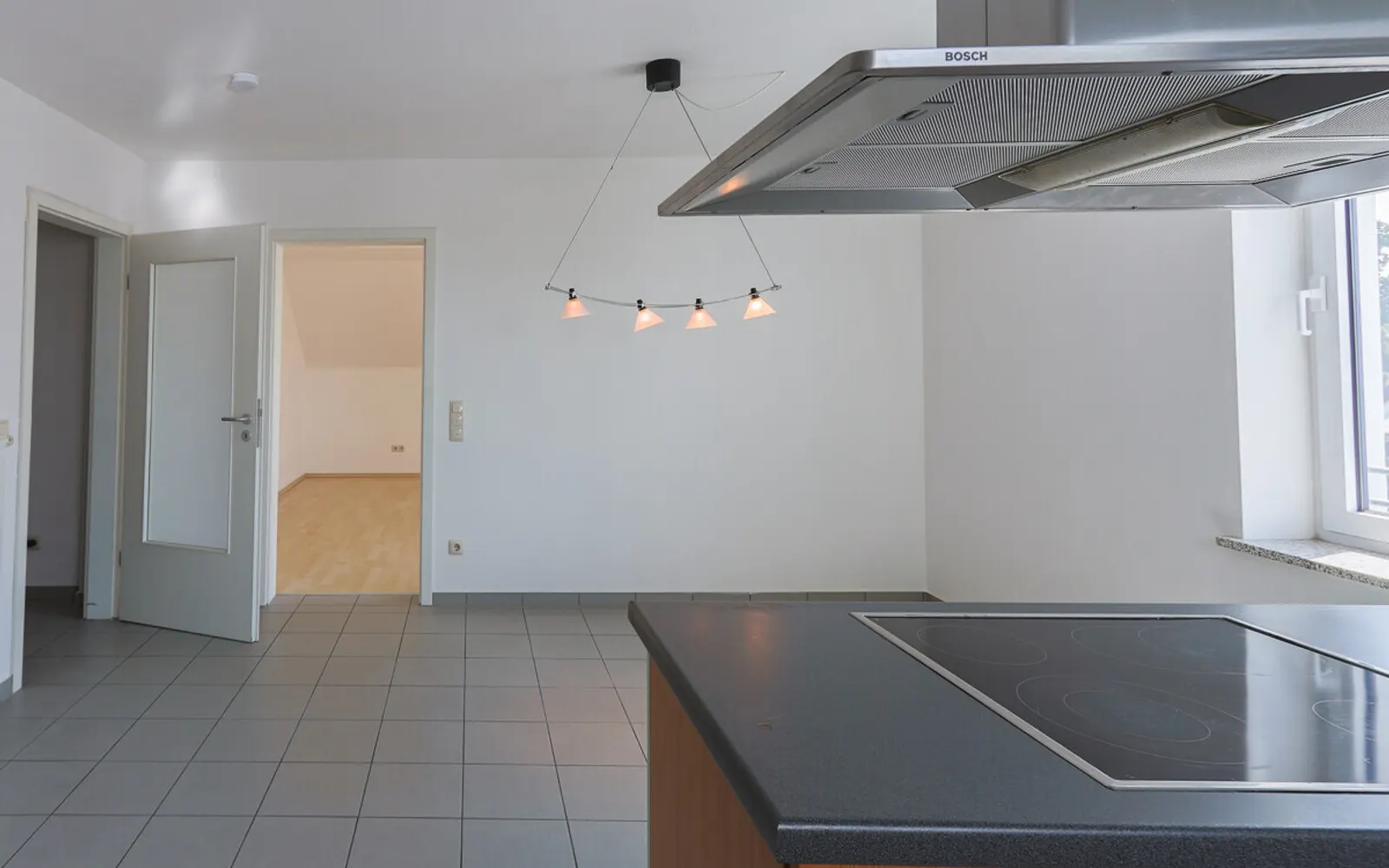 Stilvolle 3-Zimmer-Wohnung mit Wohlfühlcharakter - Bild 6