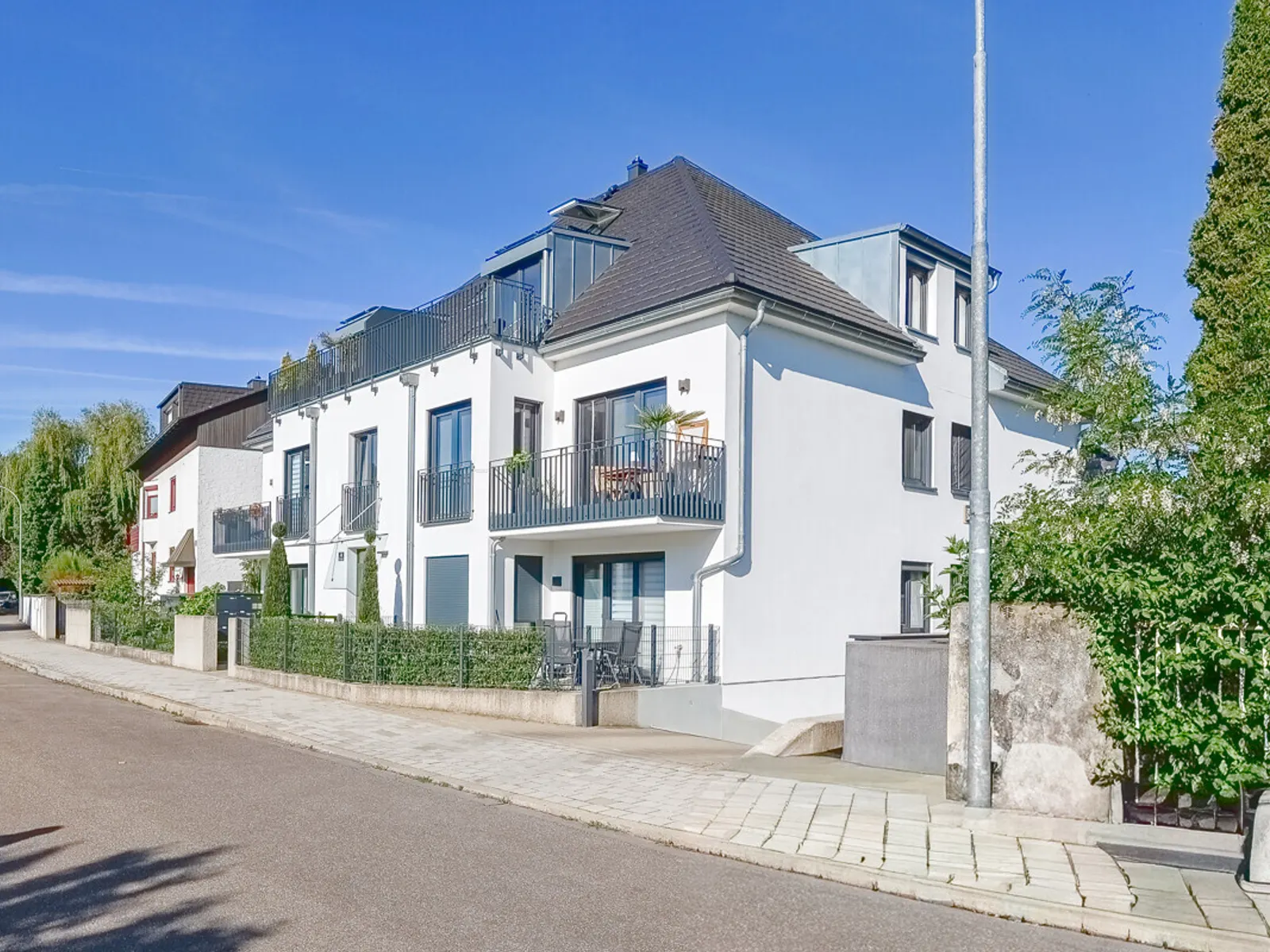 Exklusive Wohnung über zwei Etagen - Bild 2