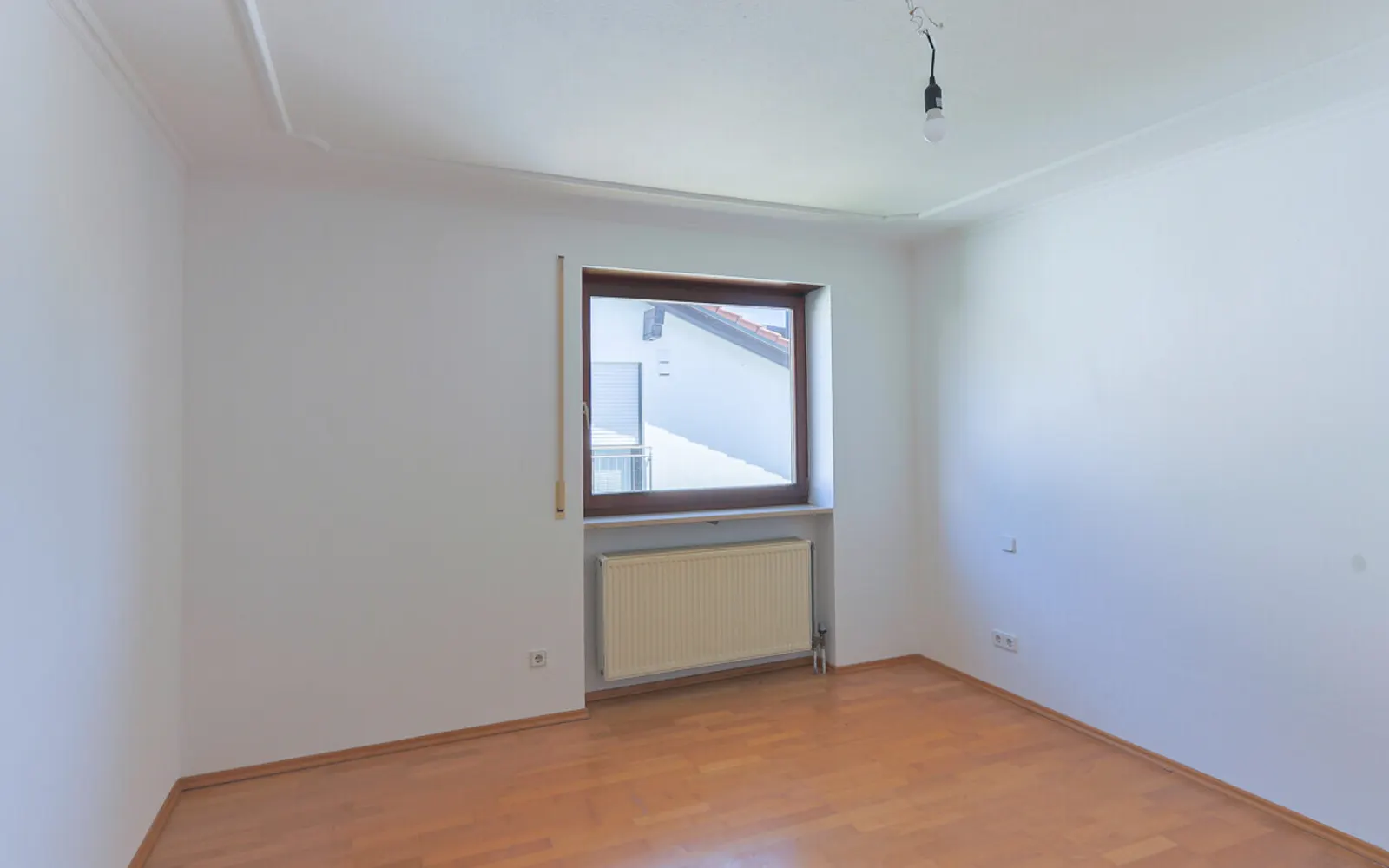 Großzügige, helle Wohnung im Grünen! - Bild 7