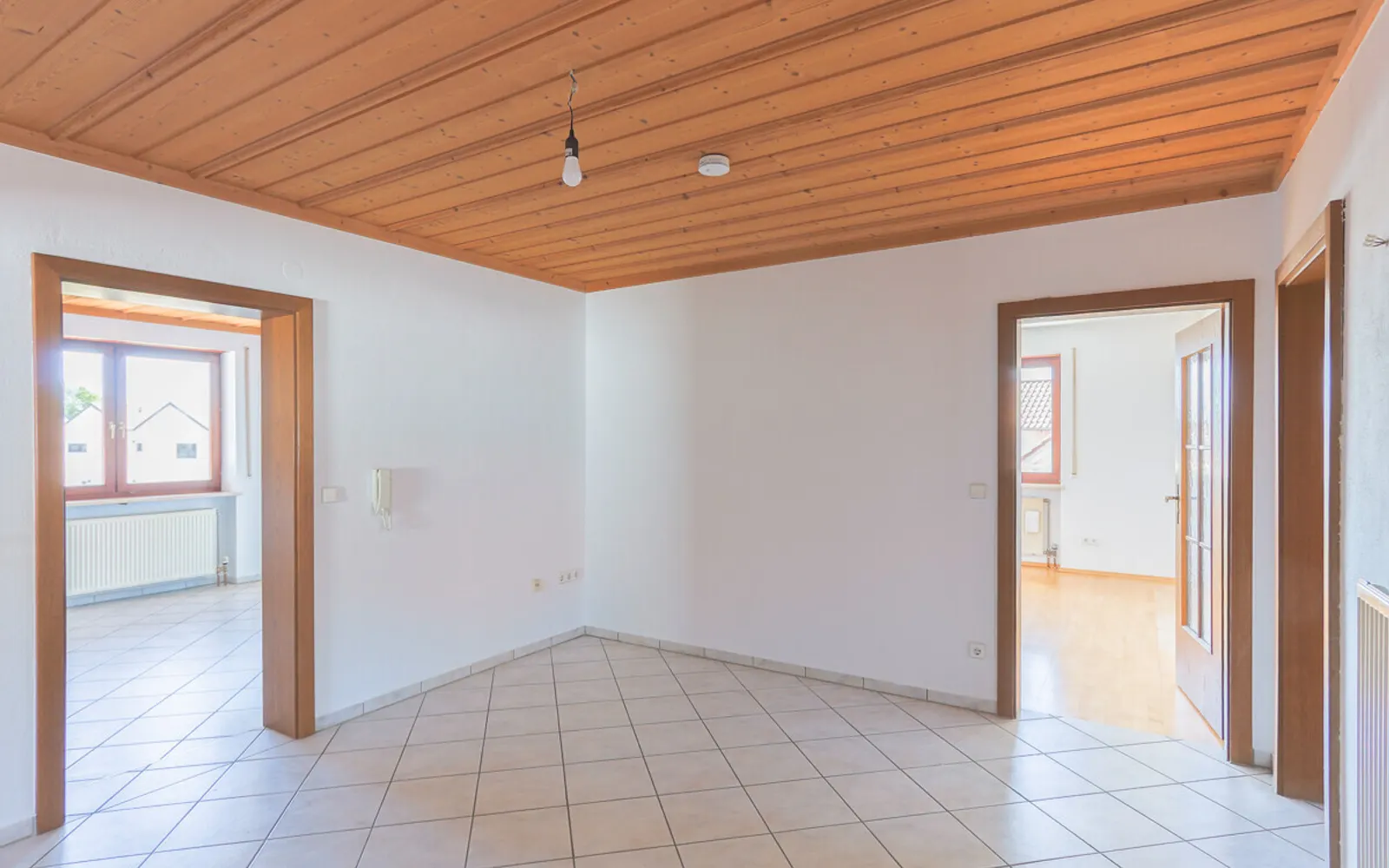 Großzügige, helle Wohnung im Grünen! - Bild 4
