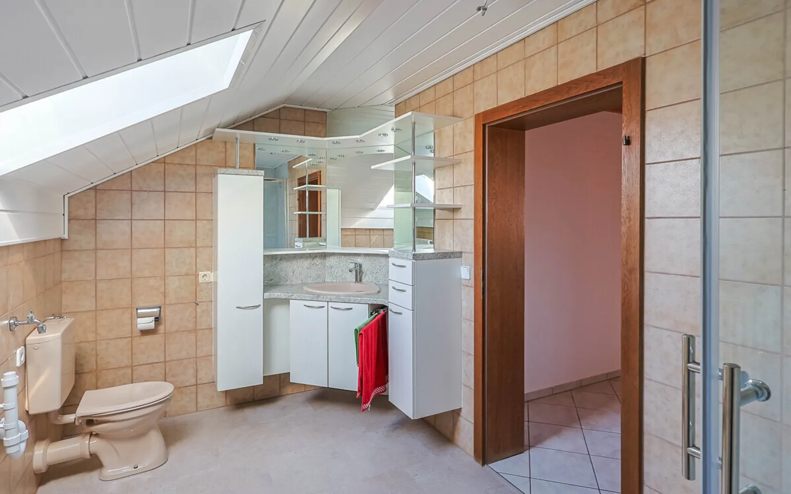 Großzügige, helle 3-Zimmer-Wohnung im Grünen! - Bild 14