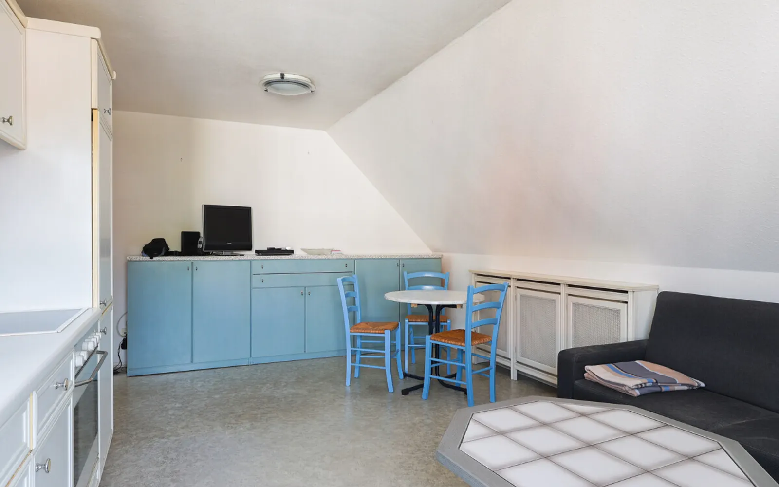 Erbbaurecht - Gemütliche 2-Zimmer-Eigentumswohnung mit TG-Stellplatz in Ingolstadt-Süd! - Bild 3