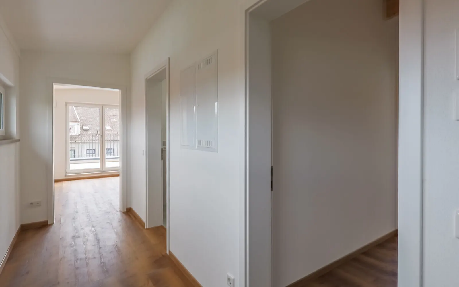 2,5-Zimmer-Wohnung mit Dachterrasse im Neubau! - Bild 12
