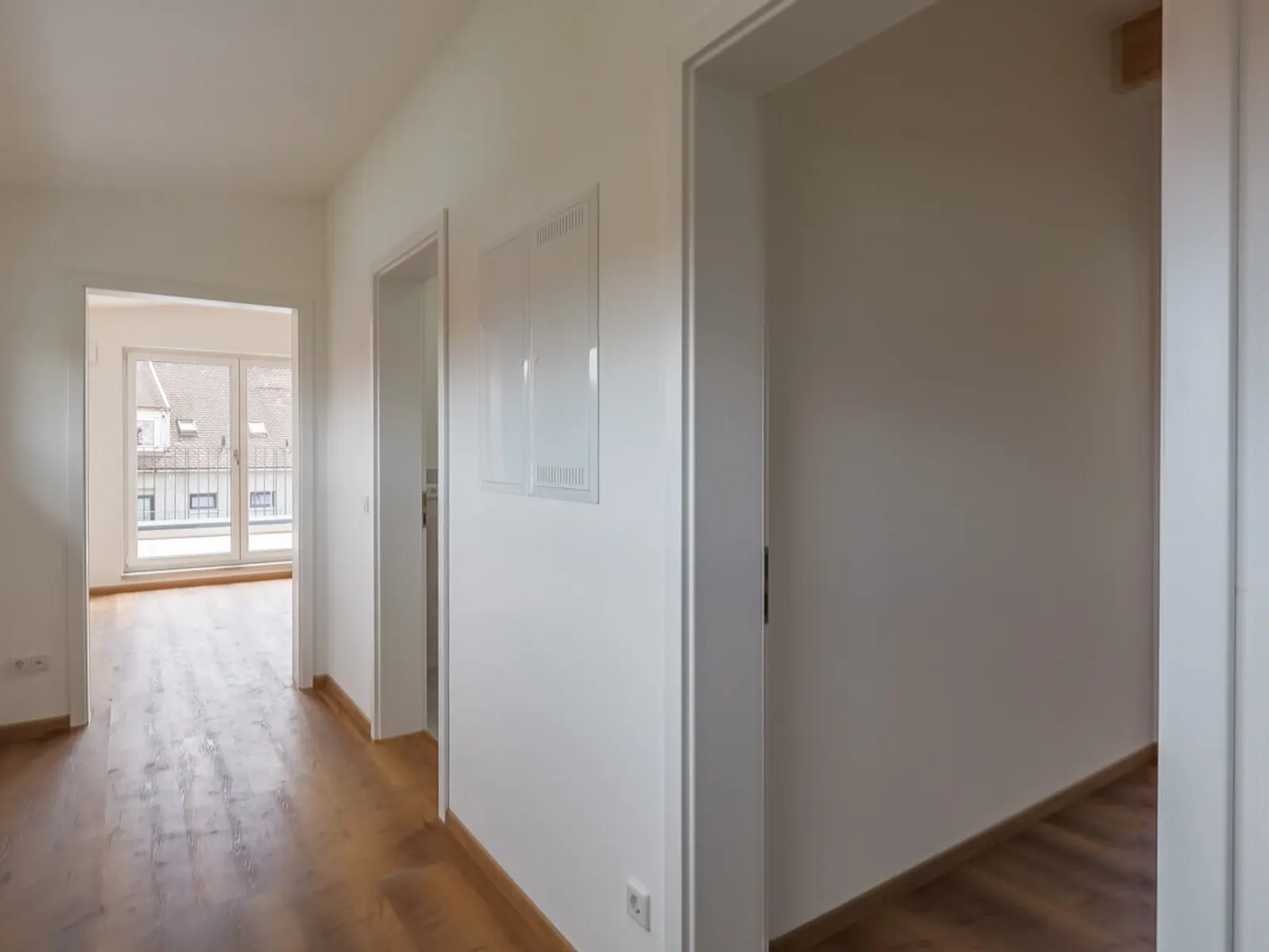 2,5-Zimmer-Wohnung mit Dachterrasse im Neubau! - Bild 12