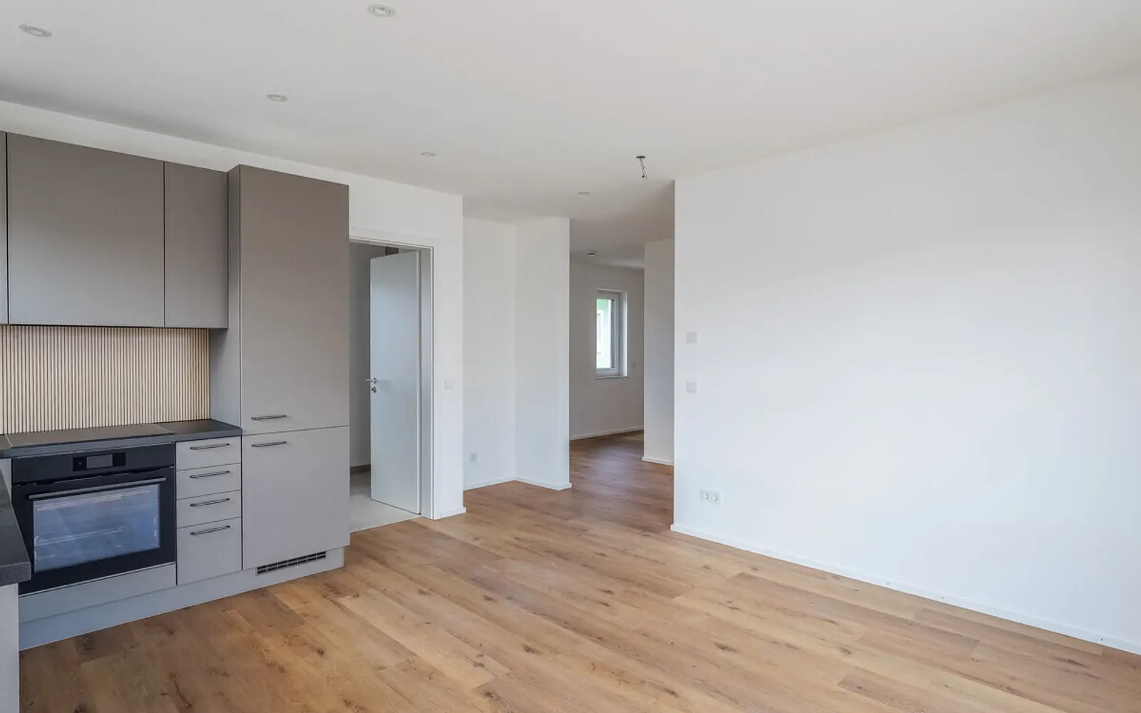 Moderne 2-Zimmer-Wohnung in zentraler Lage - Bild 3