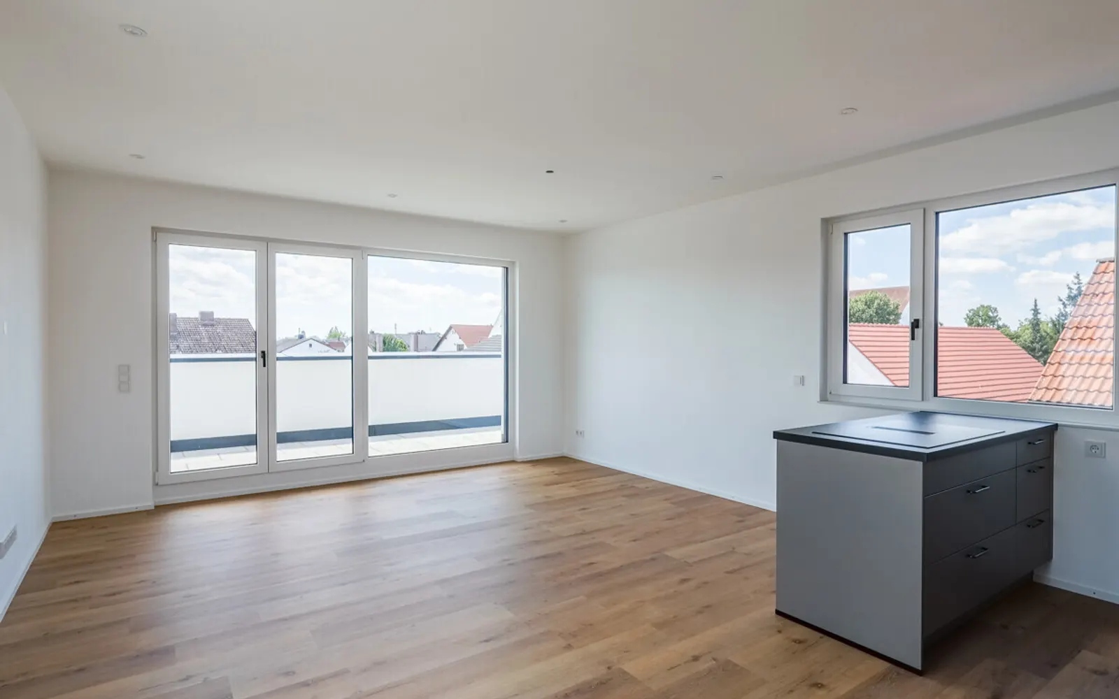 Neuwertige 3-Zimmer-Wohnung auf 2 Etagen in zentraler Lage - Bild 2