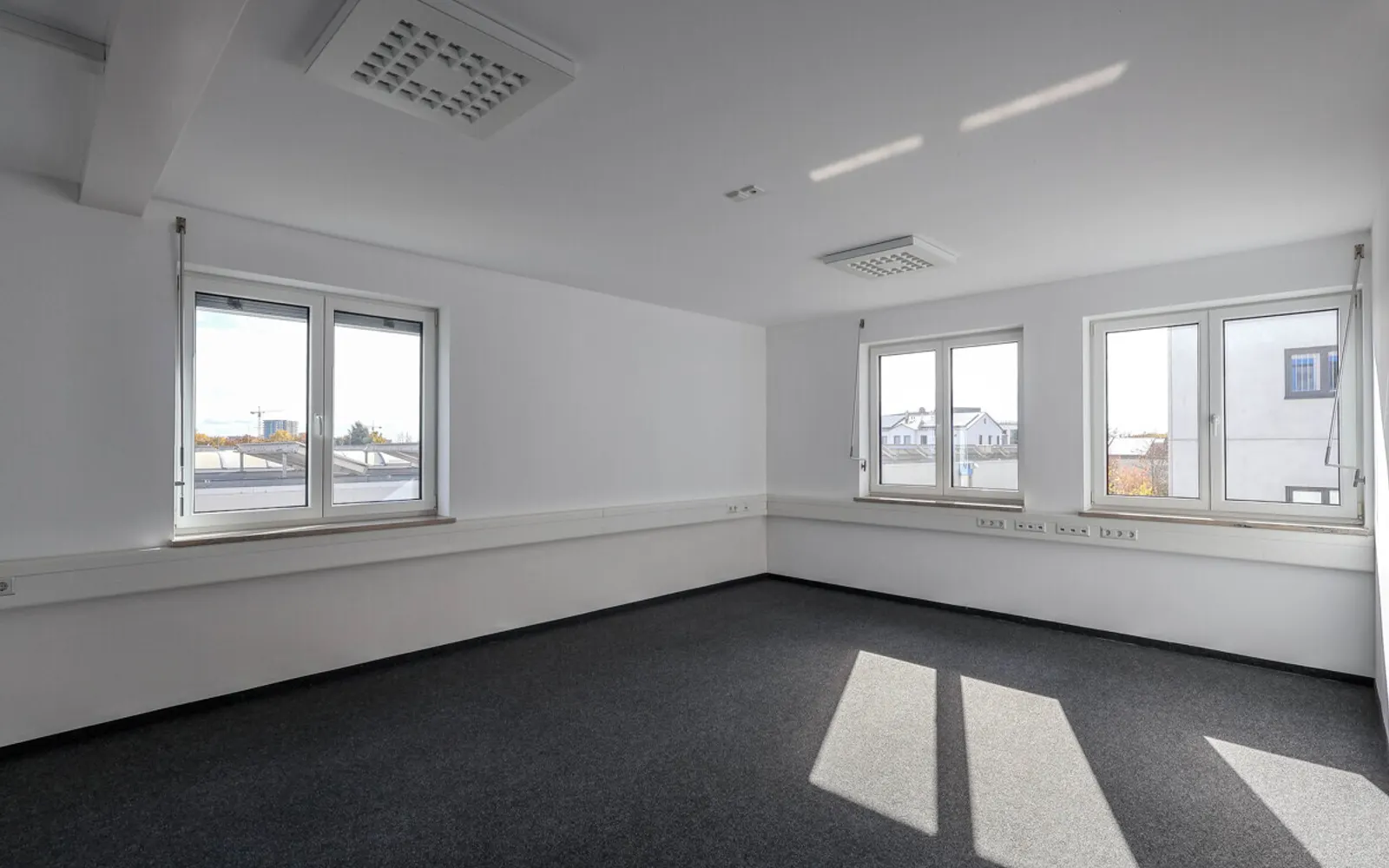 Praxiszentrum mit Halle in Gaimersheim - Bild 15