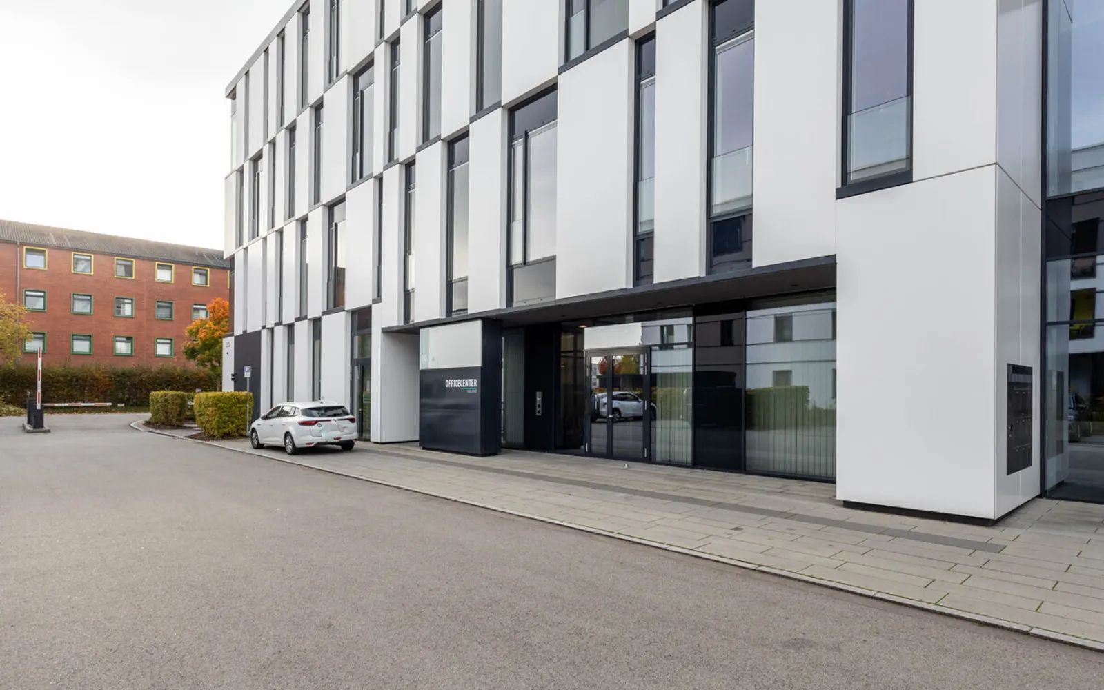 Modernes Office mit idealer Infrastruktur und bester Anbindung - Bild 11