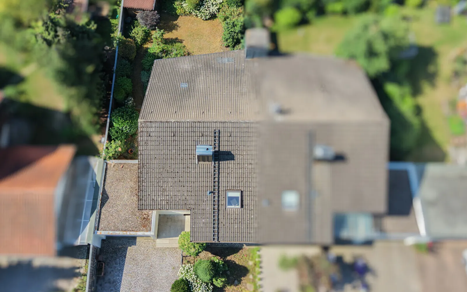 Viel Platz zum Wohlfühlen – gepflegte Doppelhaushälfte mit schönem Garten, Terrasse und Garage - Bild 2