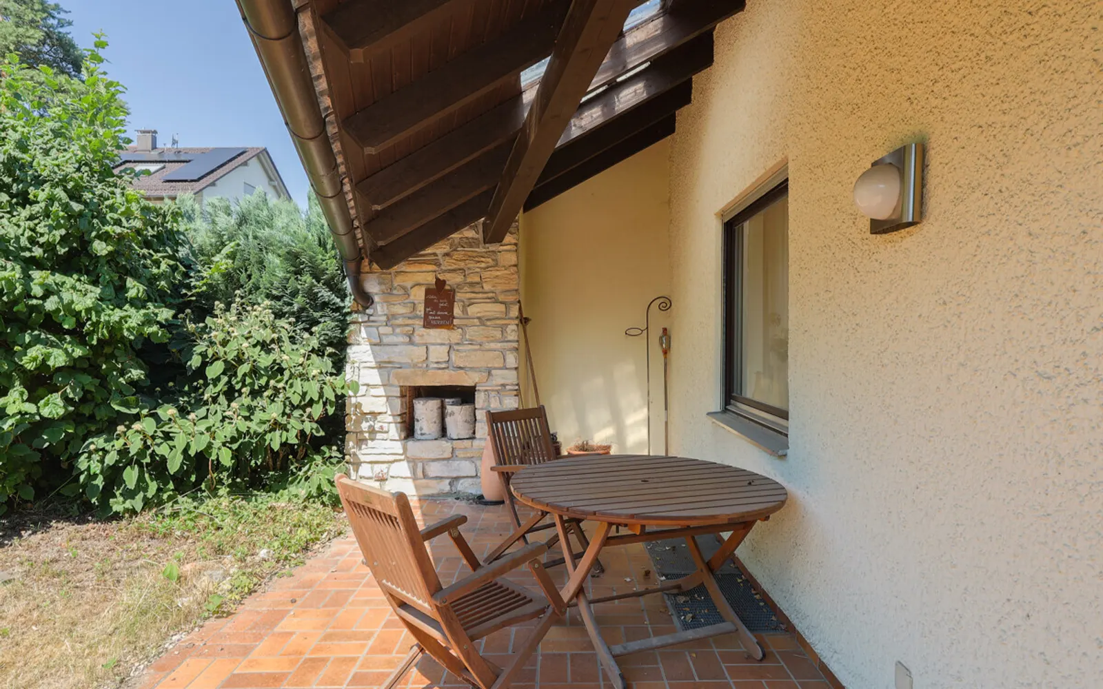 Viel Platz zum Wohlfühlen – gepflegte Doppelhaushälfte mit schönem Garten, Terrasse und Garage - Bild 3
