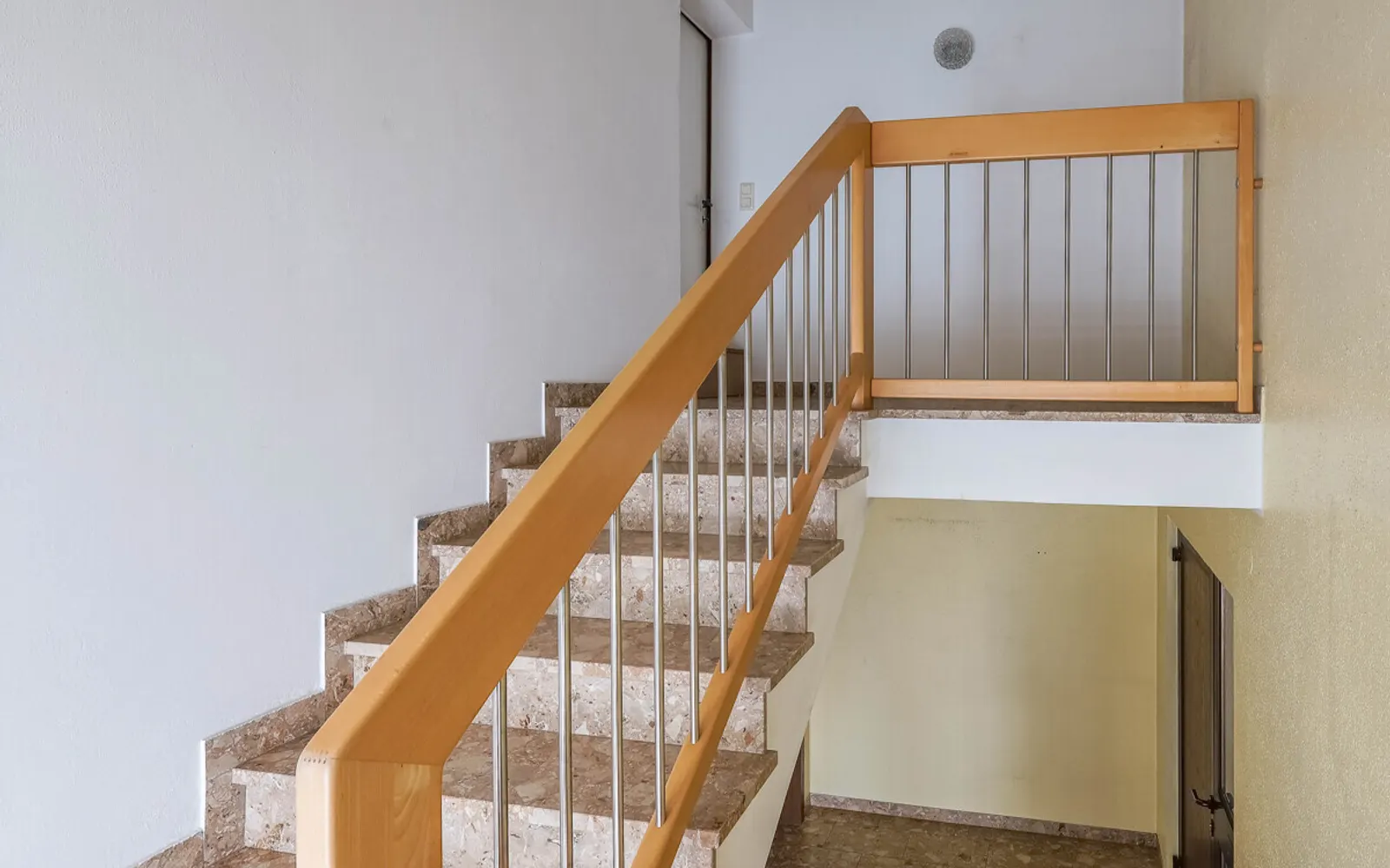 Attraktive Liegenschaft mit renovierungsbedürftigen EFH sowie Grundstück für zwei Doppelhaushälften! - Bild 26